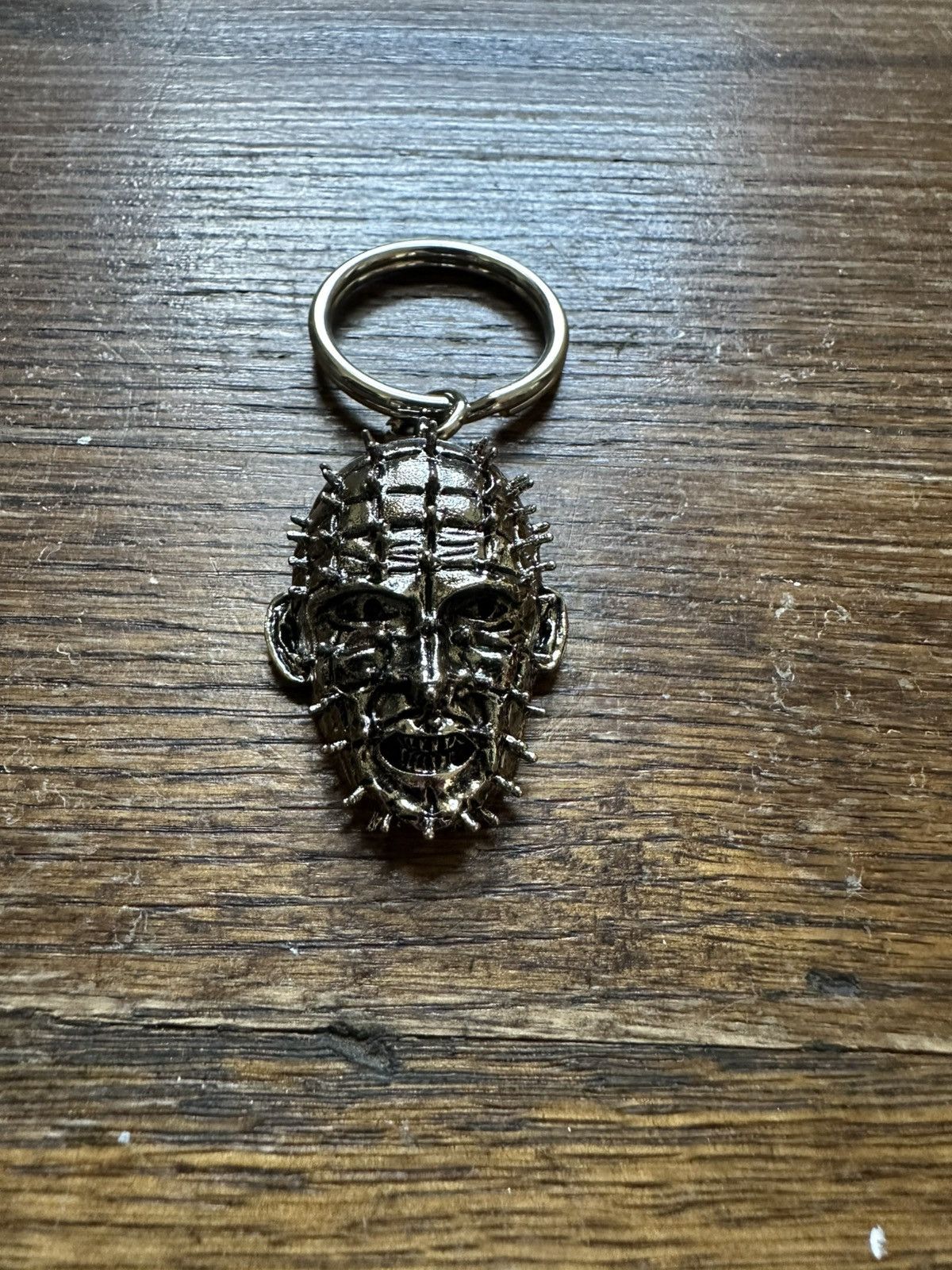 Supreme Supreme Hellraiser Keychain FW18 Size ONE SIZE - 1 Thumbnail