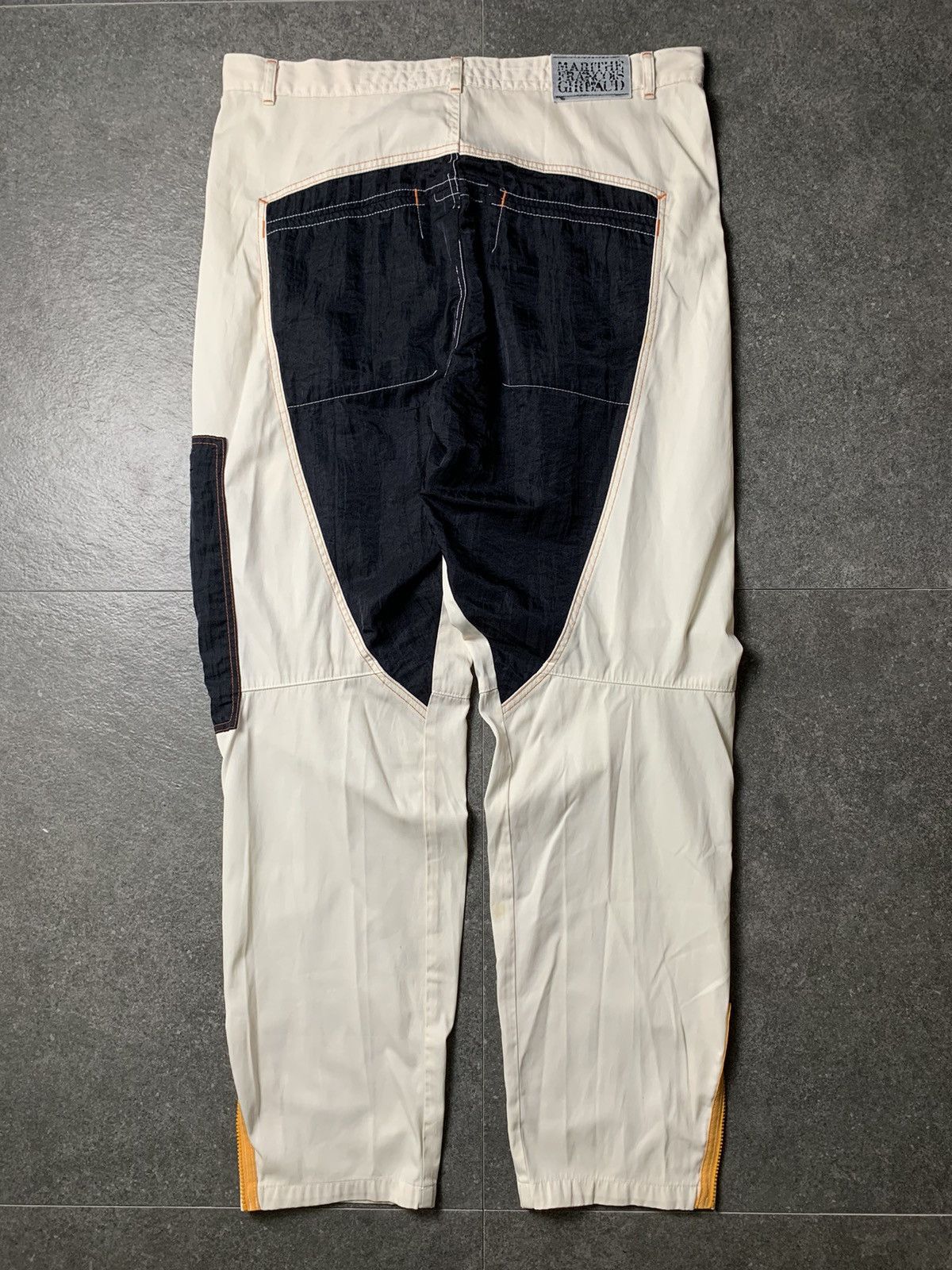 Marithe + Francois Girbaud 2000s Marithe Francois Girbaud Technical Cargo Pants Size US 35 - 12 Thumbnail