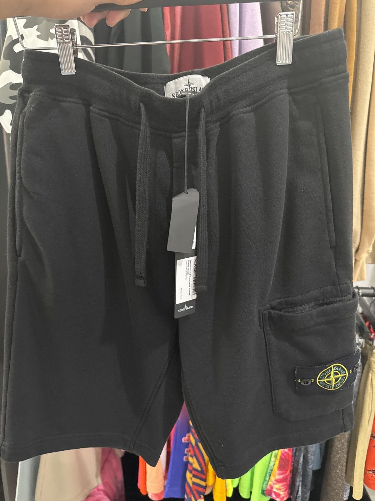 Stone Island Stone Island Bermuda Sweatshort Black Size US 30 / EU 46 - 1 Thumbnail
