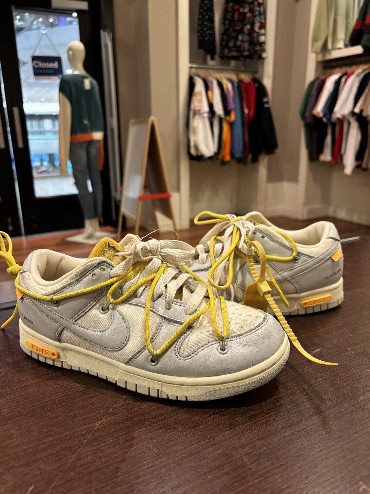 Nike × Off-White Nike Off-White Dunk Lot 29 Size US 6 / EU 39 - 1 Thumbnail
