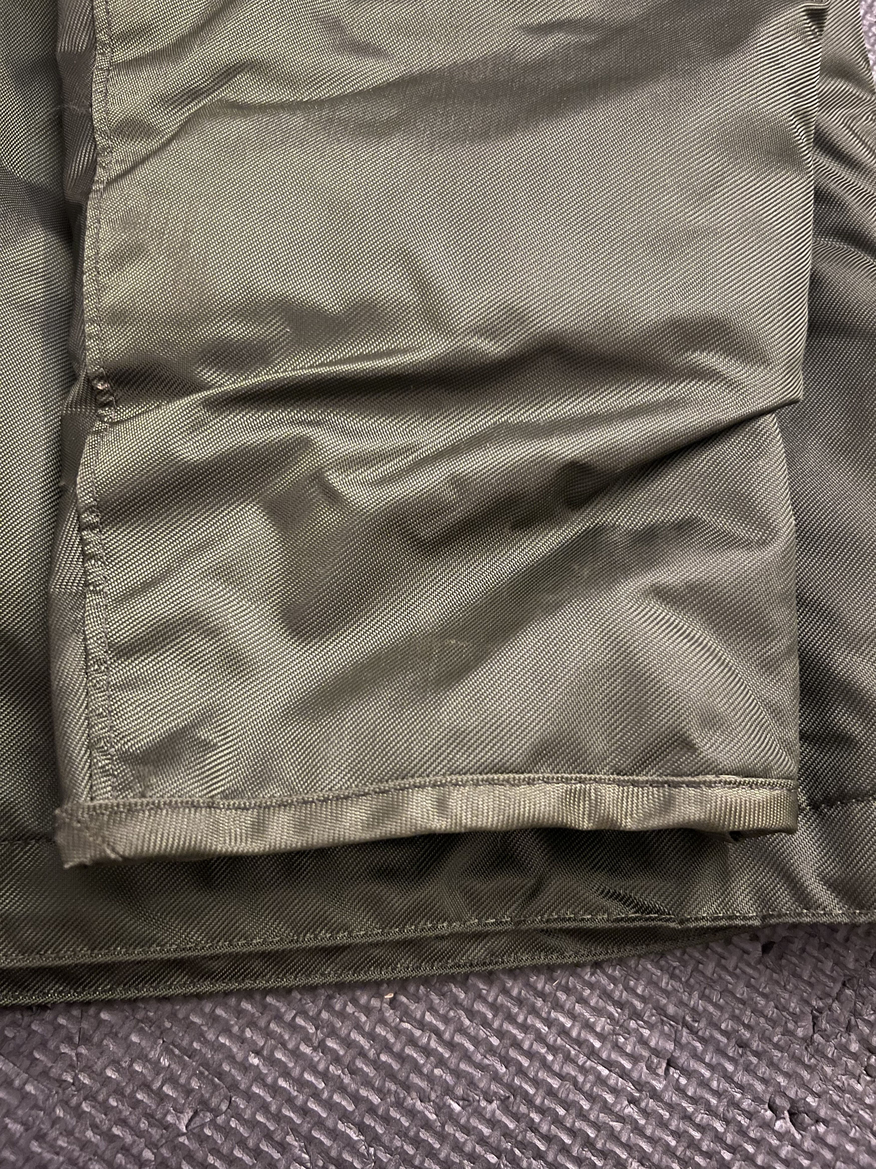 Alpha Industries Alpha Industries U.S. Military CW Bomber Jacket 1986 Vintage Size US L / EU 52-54 / 3 - 12 Thumbnail