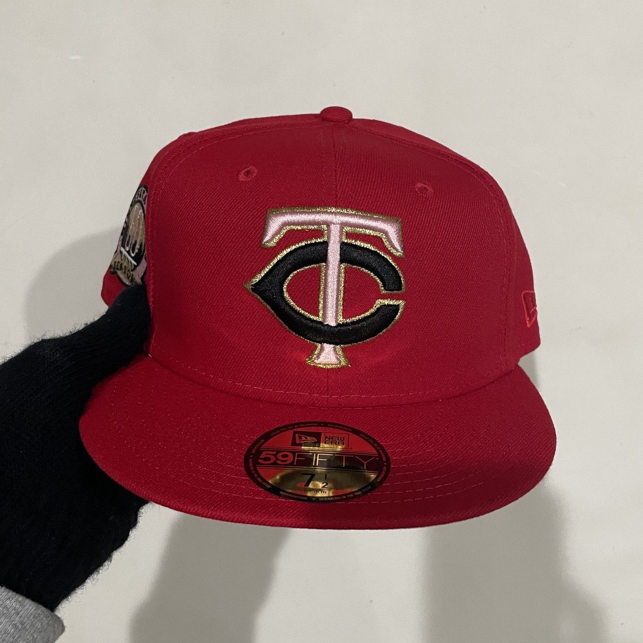 Hat Club 7 1/2 Minnesota Twins 60th Pink Brim Size ONE SIZE - 2 Thumbnail