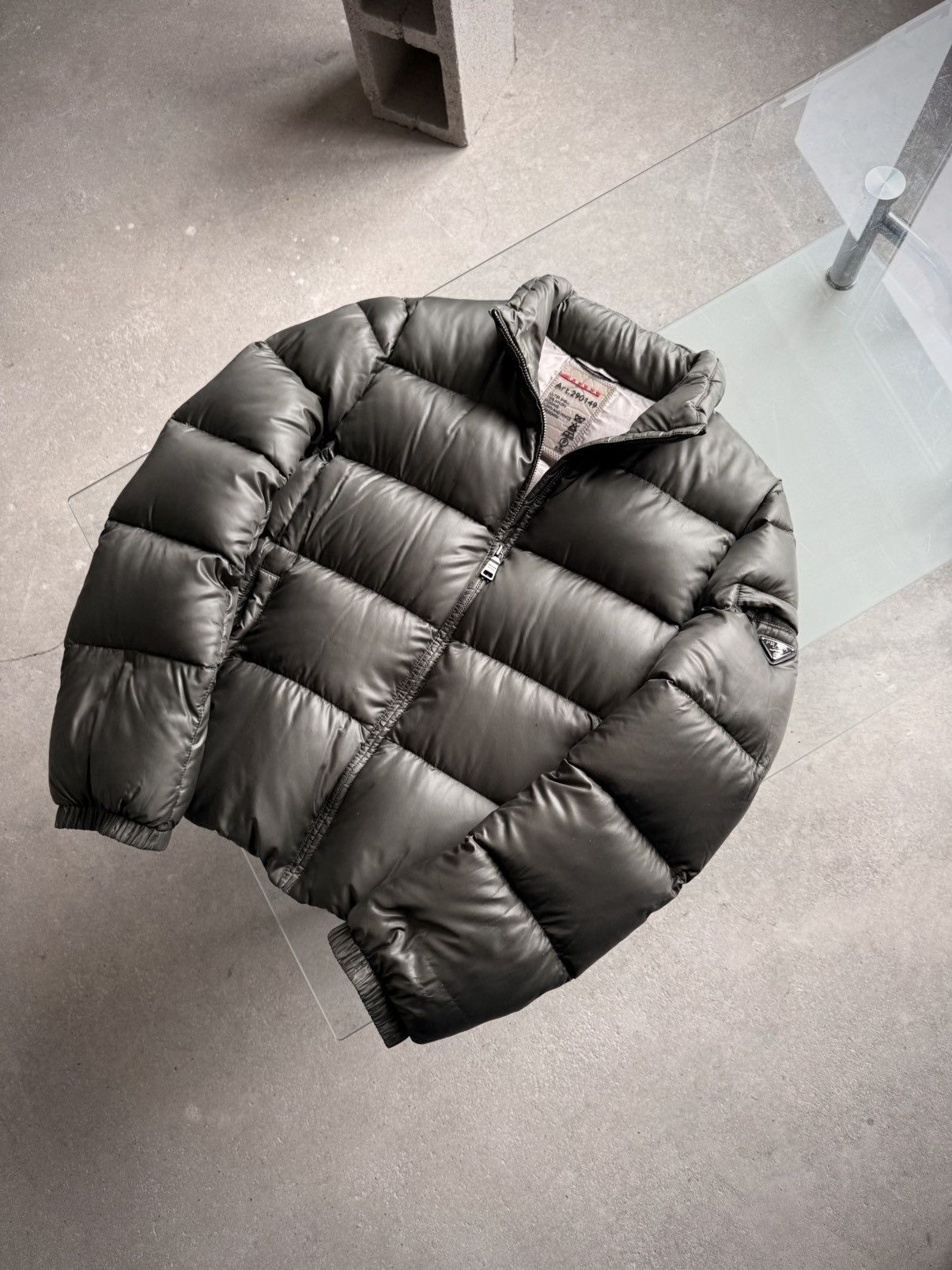 Prada Vintage Prada Down Jacket Dark Green Size M / US 6-8 / IT 42-44 - 1 Thumbnail