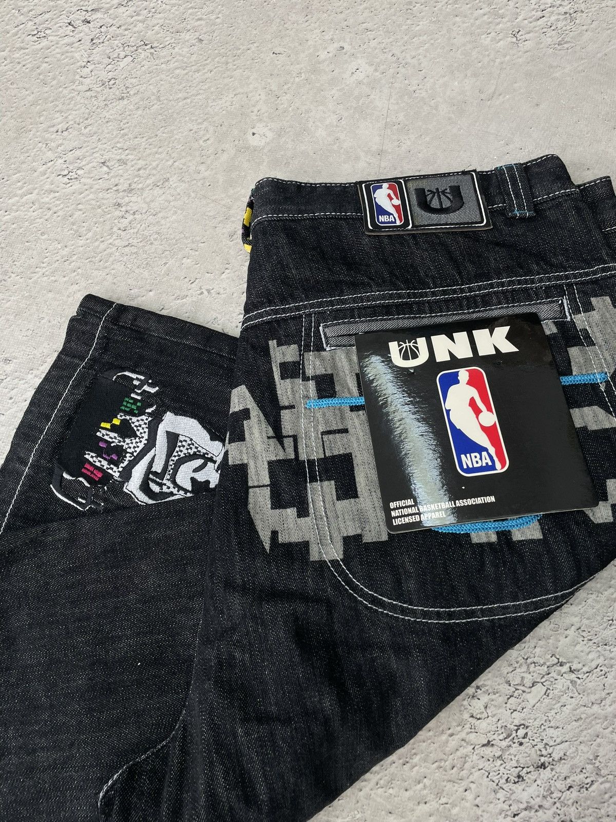 NBA Wide leg baggy y2k NBA Junk shorts pants Size US 38 / EU 54 - 13 Thumbnail