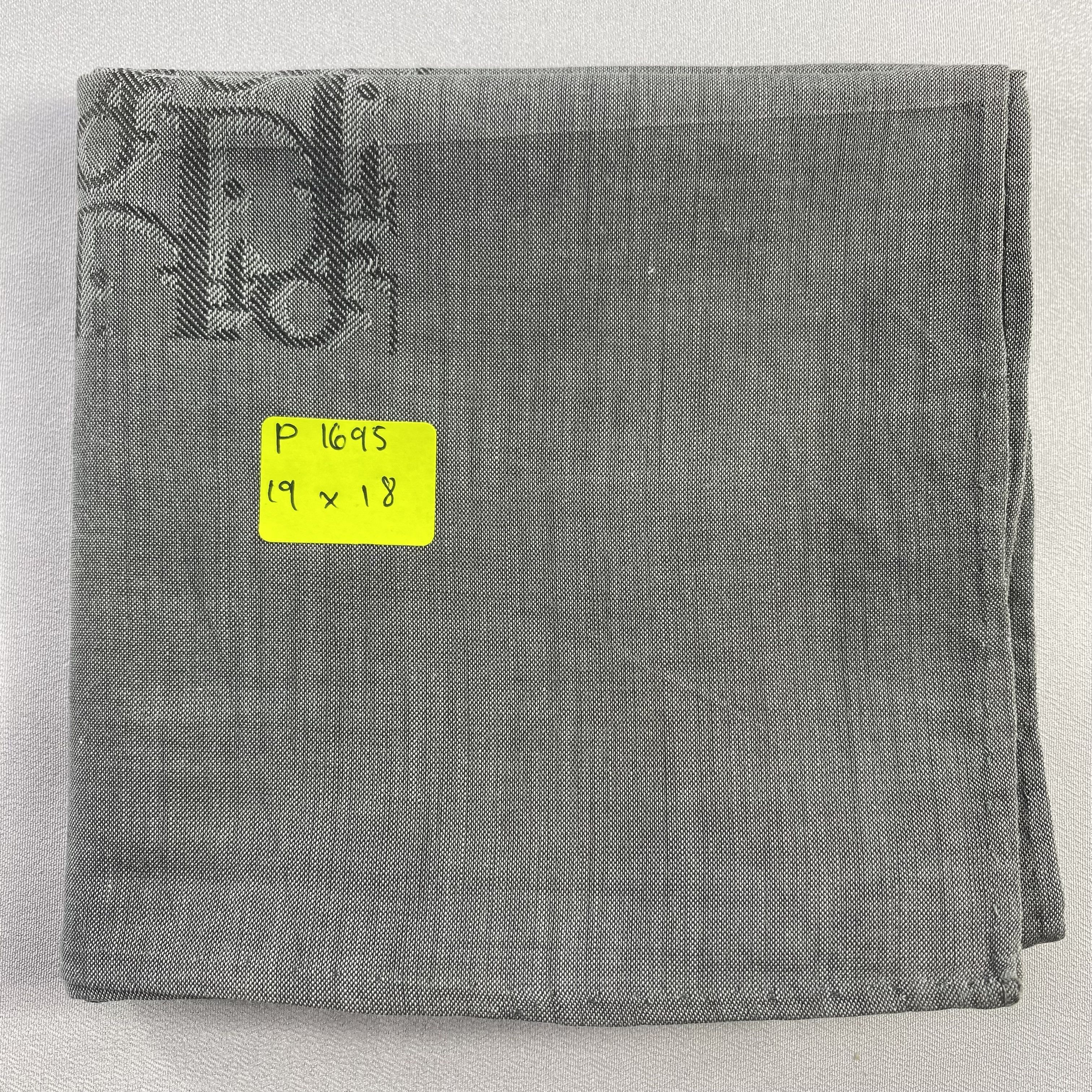 Vintage Dior Bandana/ Handkerchief / Neckerchief-P1695 Size ONE SIZE - 5 Thumbnail