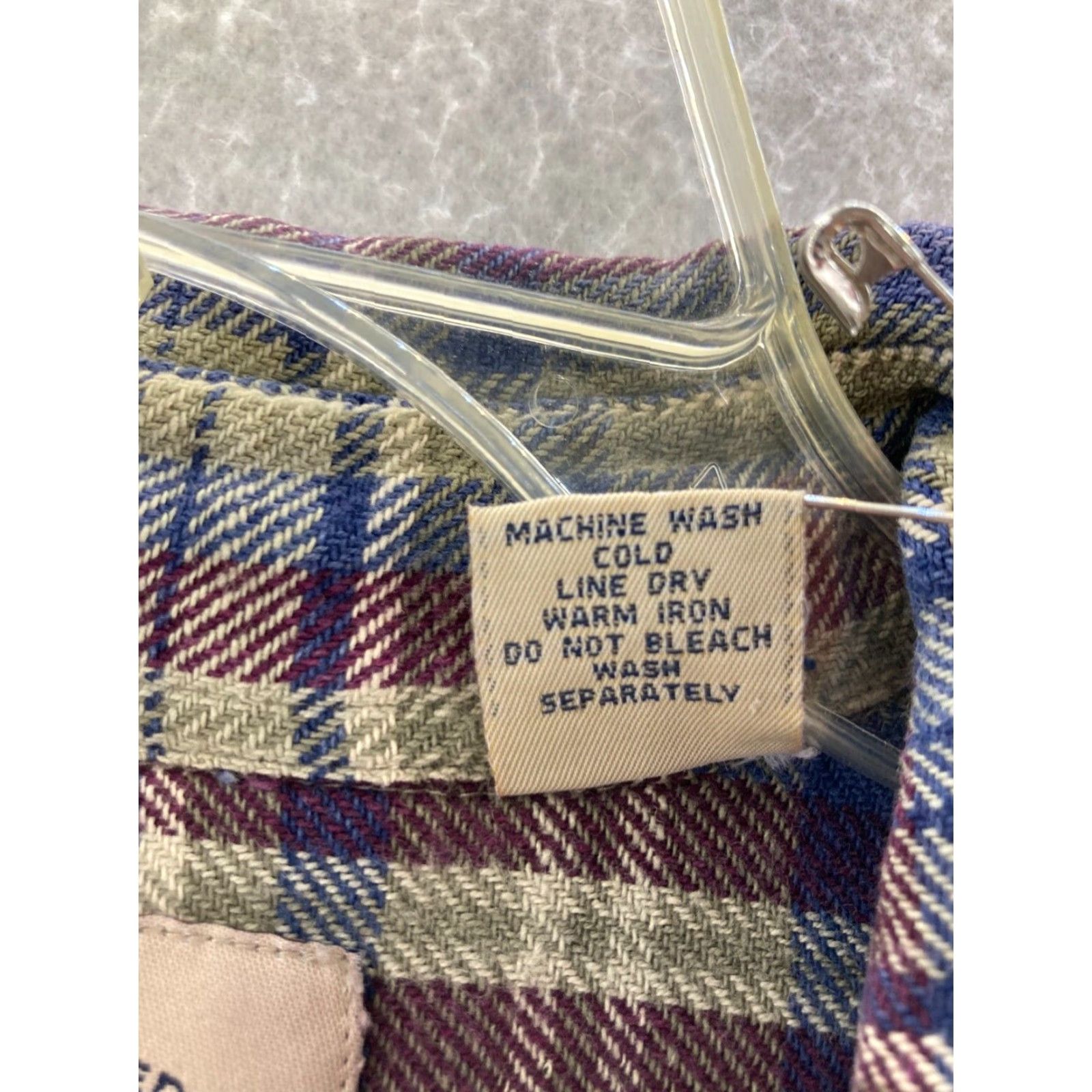 American Eagle Outfitters American Eagle Outfitters Shirt Mens S Plaid Button-Up Long Sleeve Collared Button Pockets All Seasons Multicolor Preppy Size US S / EU 44-46 / 1 - 5 Thumbnail