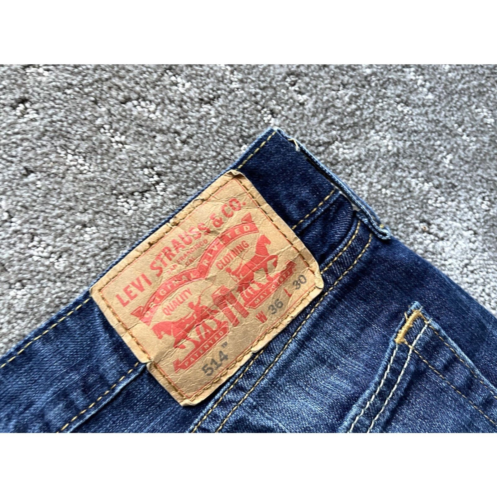 Levi's Levi's 514 Jeans Straight Denim Regular Fit 36x30 Blue Cotton Blend Mens 90s Vintage Theme Logo Leather 500 Series Slit? Size US 36 / EU 52 - 5 Thumbnail