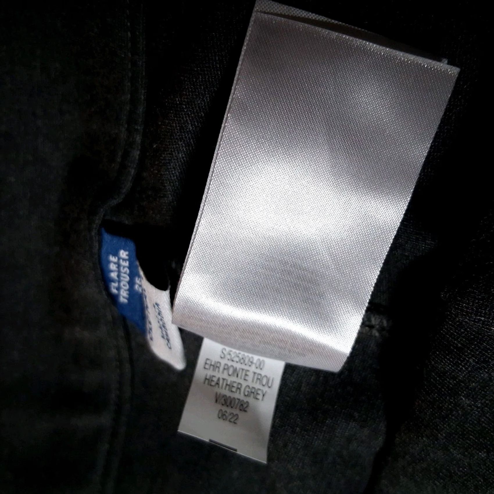 Old Navy Old Navy Flare Trouser Pants Plus Size 26 Heather Gray Stretch Ponte Knit Regular Womens Pants Flared Office Gray 26" Inseam Size 26" / US 2 / IT 38 - 6 Thumbnail