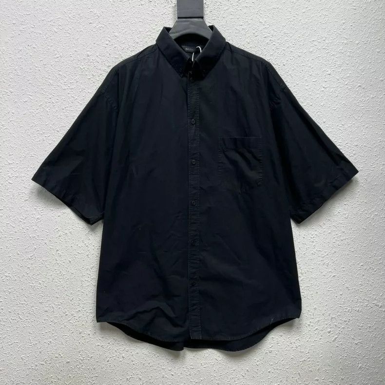 Balenciaga Balenciaga size 38 Black Tape Logo Short Sleeve Shirt Size S / US 4 / IT 40 - 1 Thumbnail