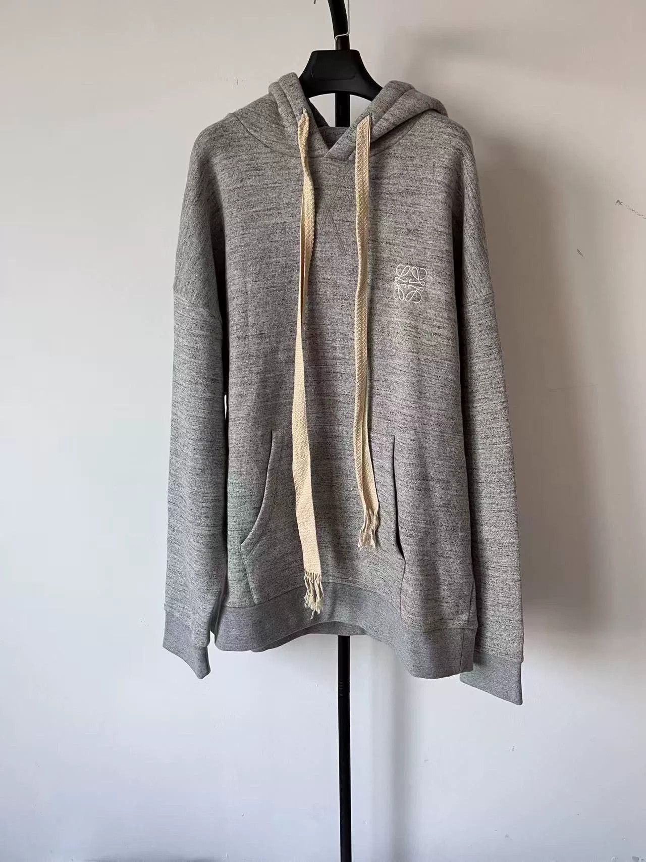 Loewe LOEWE Embroidered Logo Hoodie Size US XL / EU 56 / 4 - 1 Thumbnail
