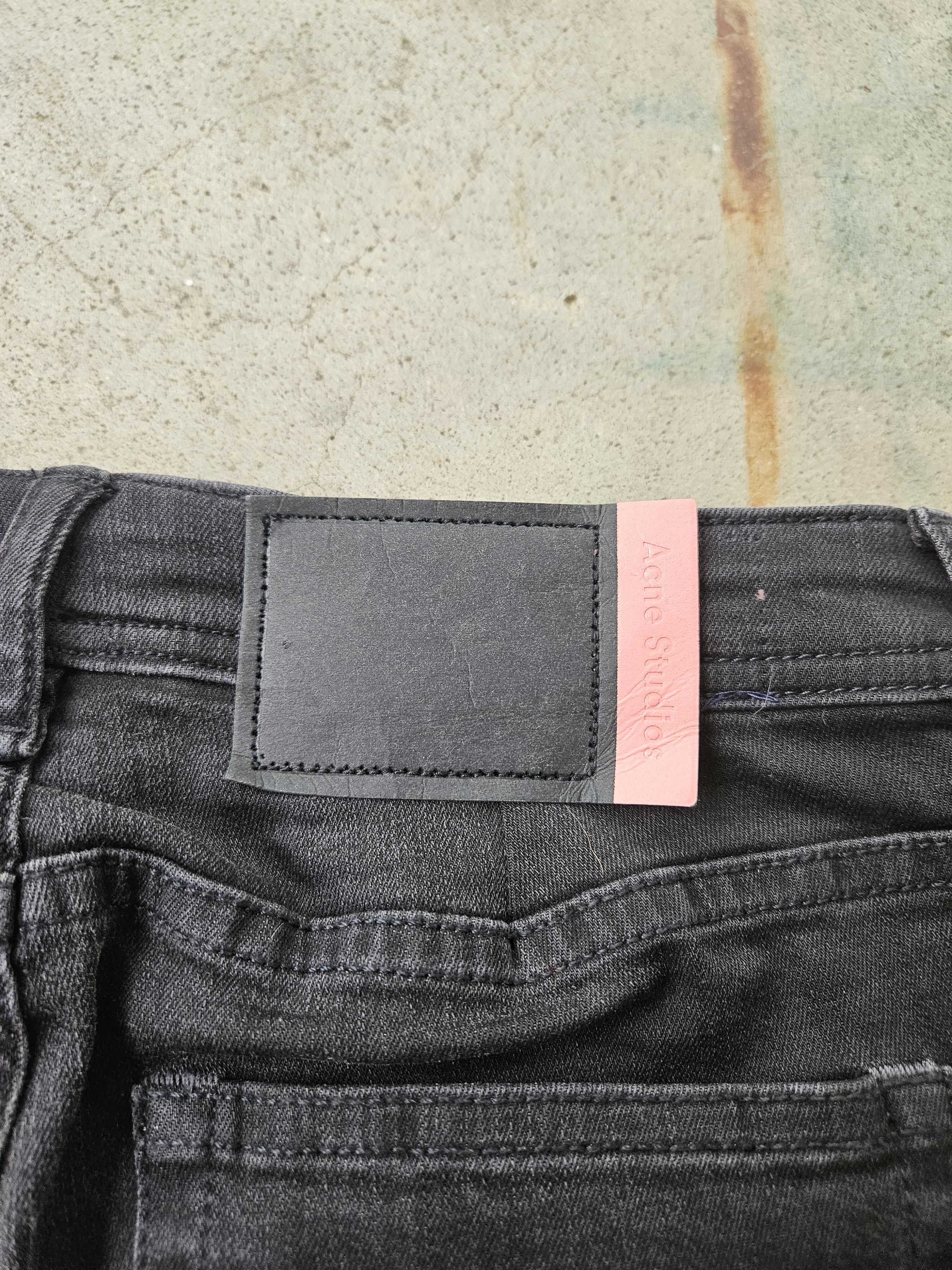 Acne Studios Blå Konst Climb Used Blk Back Patch Black Denim Jeans Size US 28 / EU 44 - 8 Thumbnail