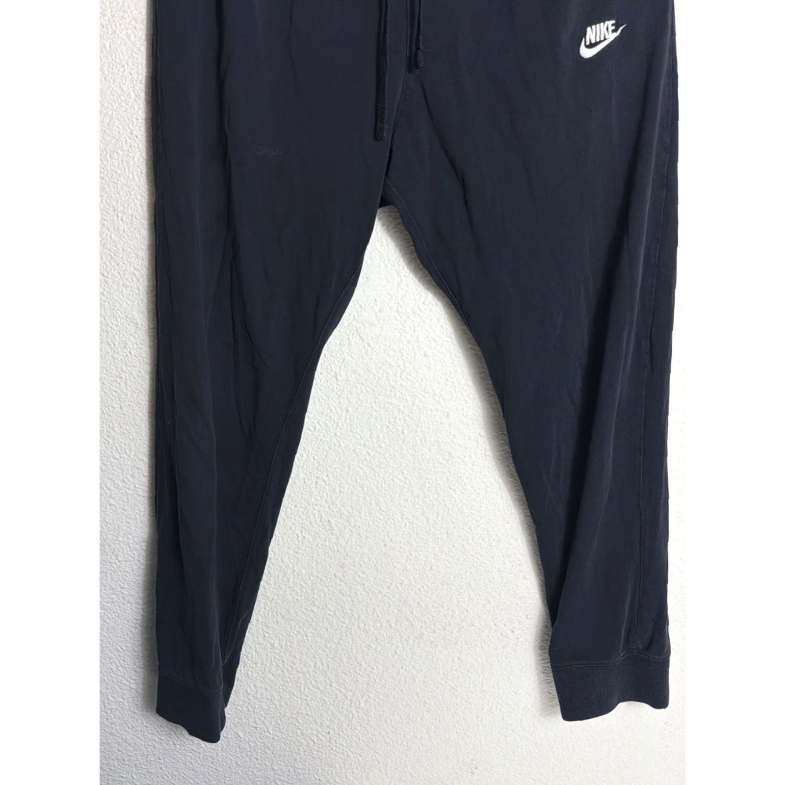 Nike Nike Sportwear Club Tapered Black Men’s XL Sweatpants BV2762-010 32x28 Stain Size US 36 / EU 52 - 2 Thumbnail