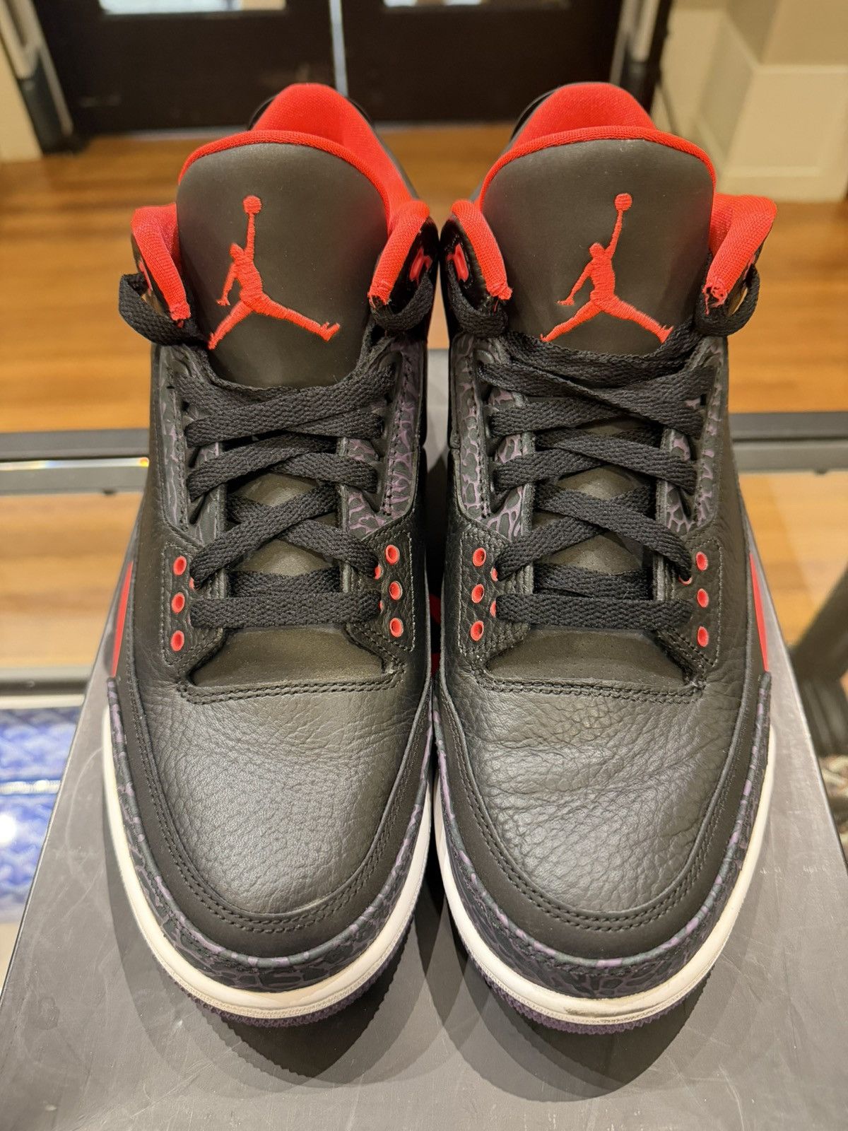 Jordan Brand Jordan 3 Retro ‘Crimson’ Size US 10.5 / EU 43-44 - 4 Thumbnail