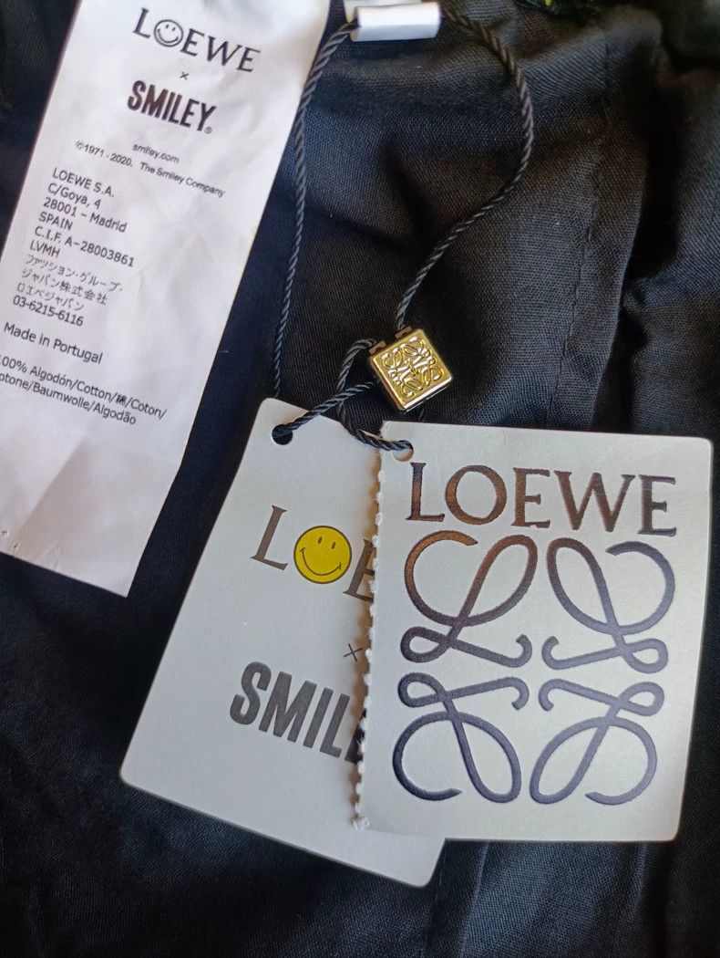 Loewe LOEWE sizeL Smiling hollow five-fifth shorts Size US 34 / EU 50 - 4 Thumbnail