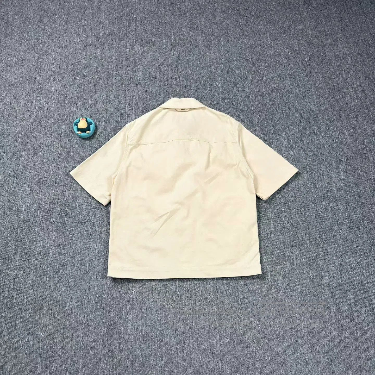 Louis Vuitton beige short sleeve printed shirt by LV. Size US M / EU 48-50 / 2 - 2 Thumbnail