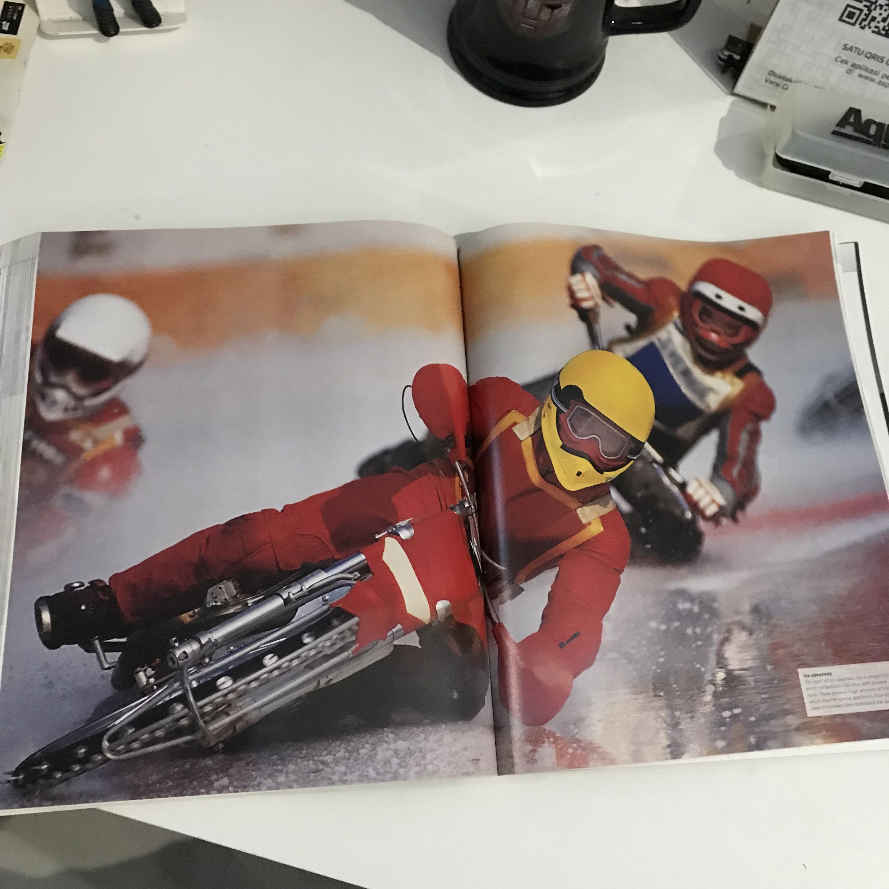 Indian Motorcycle Motorcycle The Definitive Visual History by DK Publishing Size ONE SIZE - 13 Thumbnail