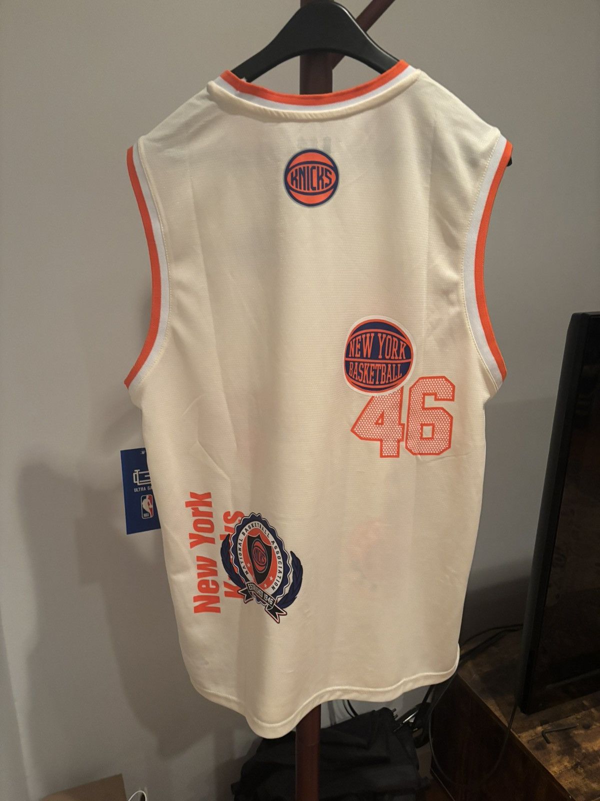 Other Knicks jersey Size US L / EU 52-54 / 3 - 2 Thumbnail