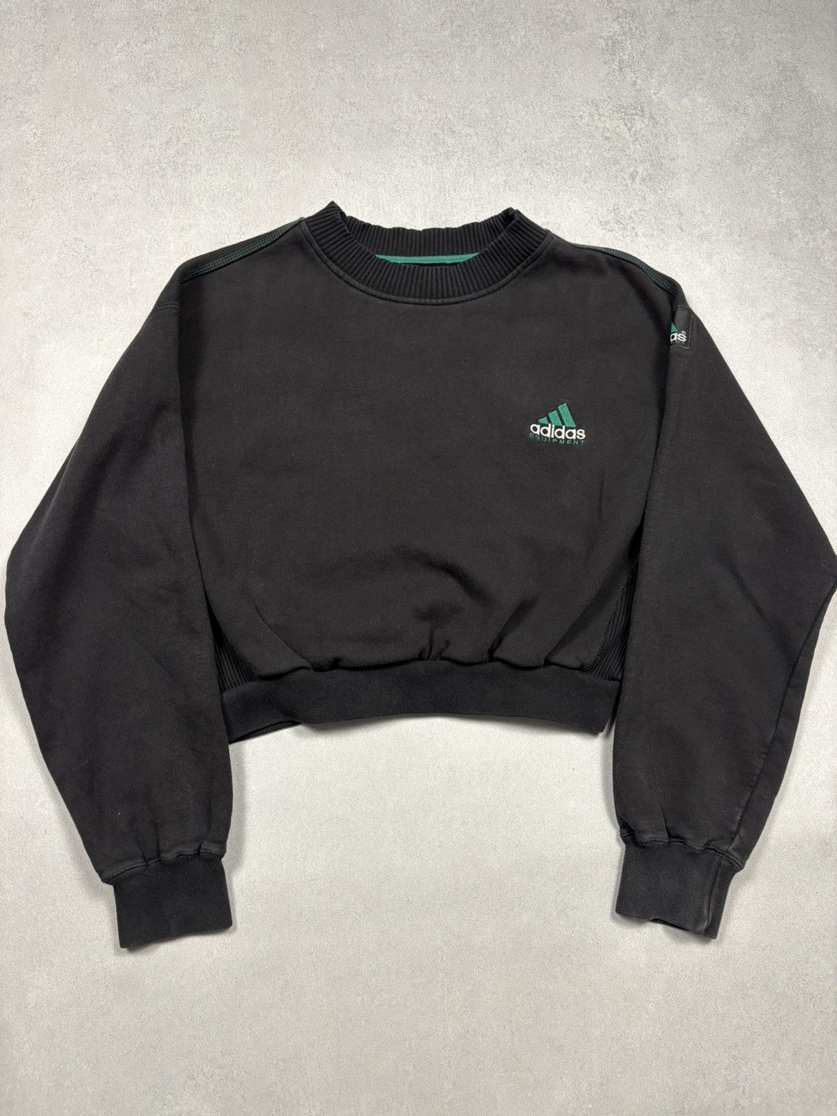 Adidas Vintage 90s Adidas Equipment Cropped Sweatshirt Black Logo M Size M / US 6-8 / IT 42-44 - 3 Thumbnail