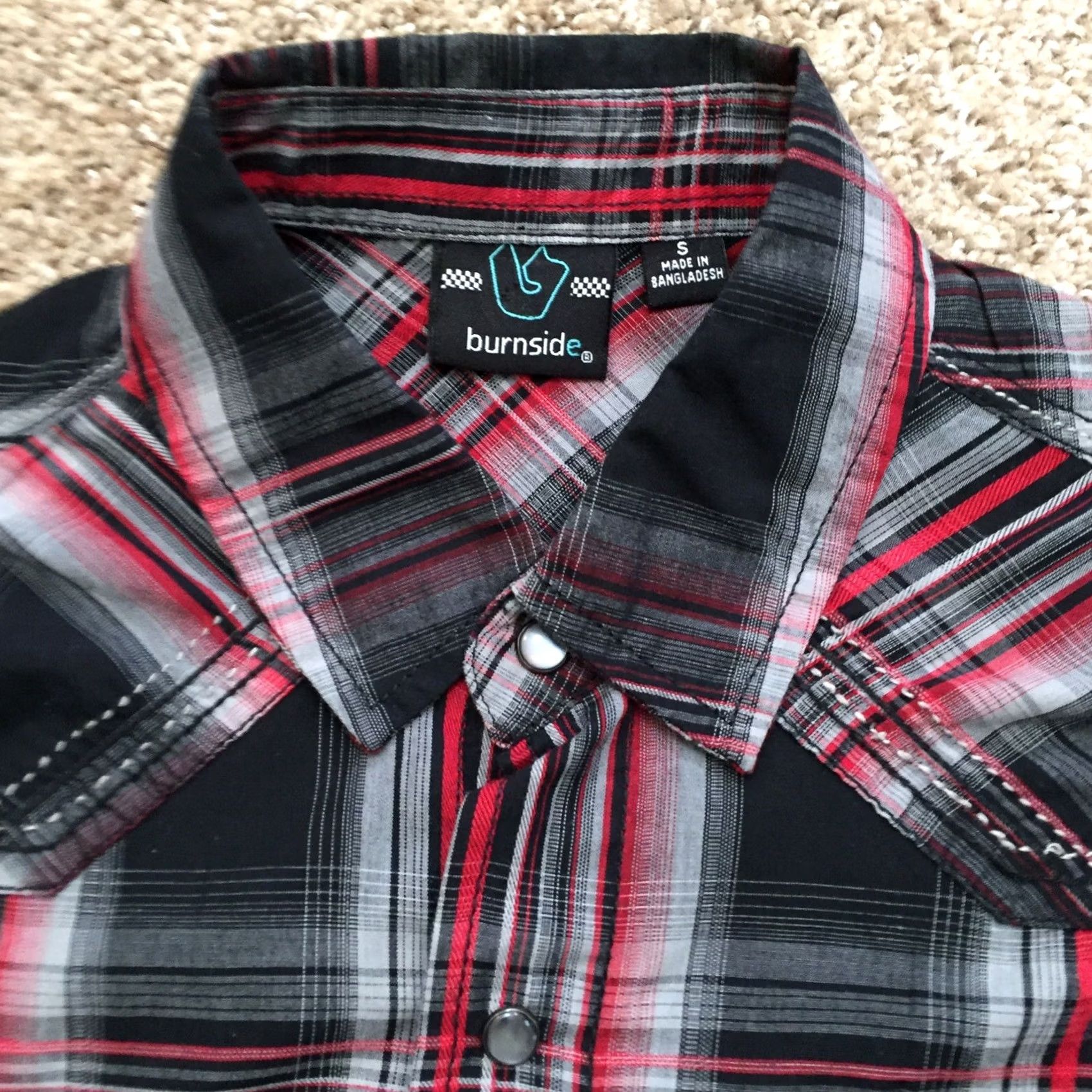 Burnside Burnside Shirt Mens S Black Red Plaid Short Sleeve Snap Western Button-Up Collared Casual Burnside Mens S Black Red Plaid Western Shirt Size US S / EU 44-46 / 1 - 2 Thumbnail