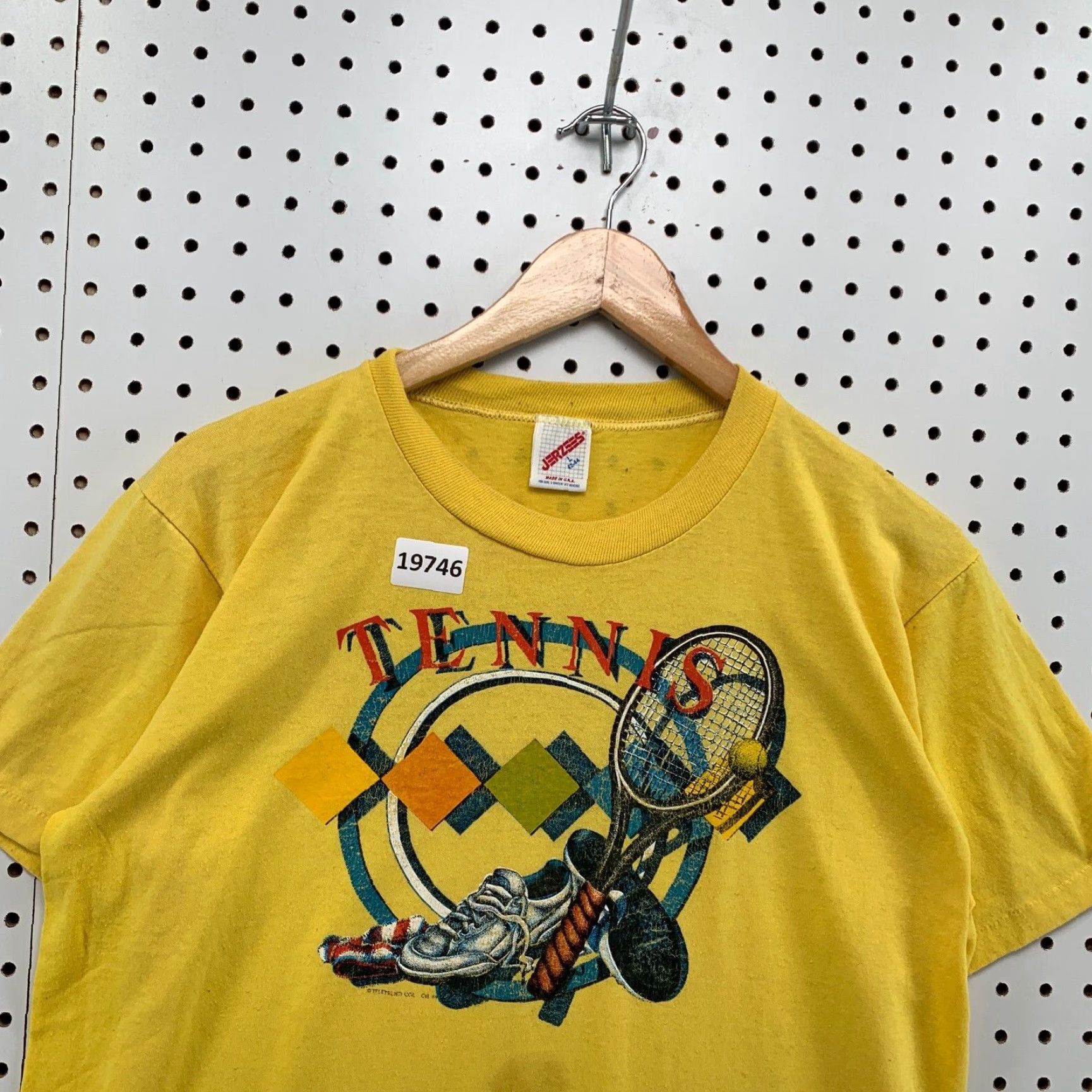 Jerzees VINTAGE Jerzees 90s Tennis Shirt Adult Large Yellow Graphic Print Single Stitch Racquet Mens Size US L / EU 52-54 / 3 - 6 Thumbnail