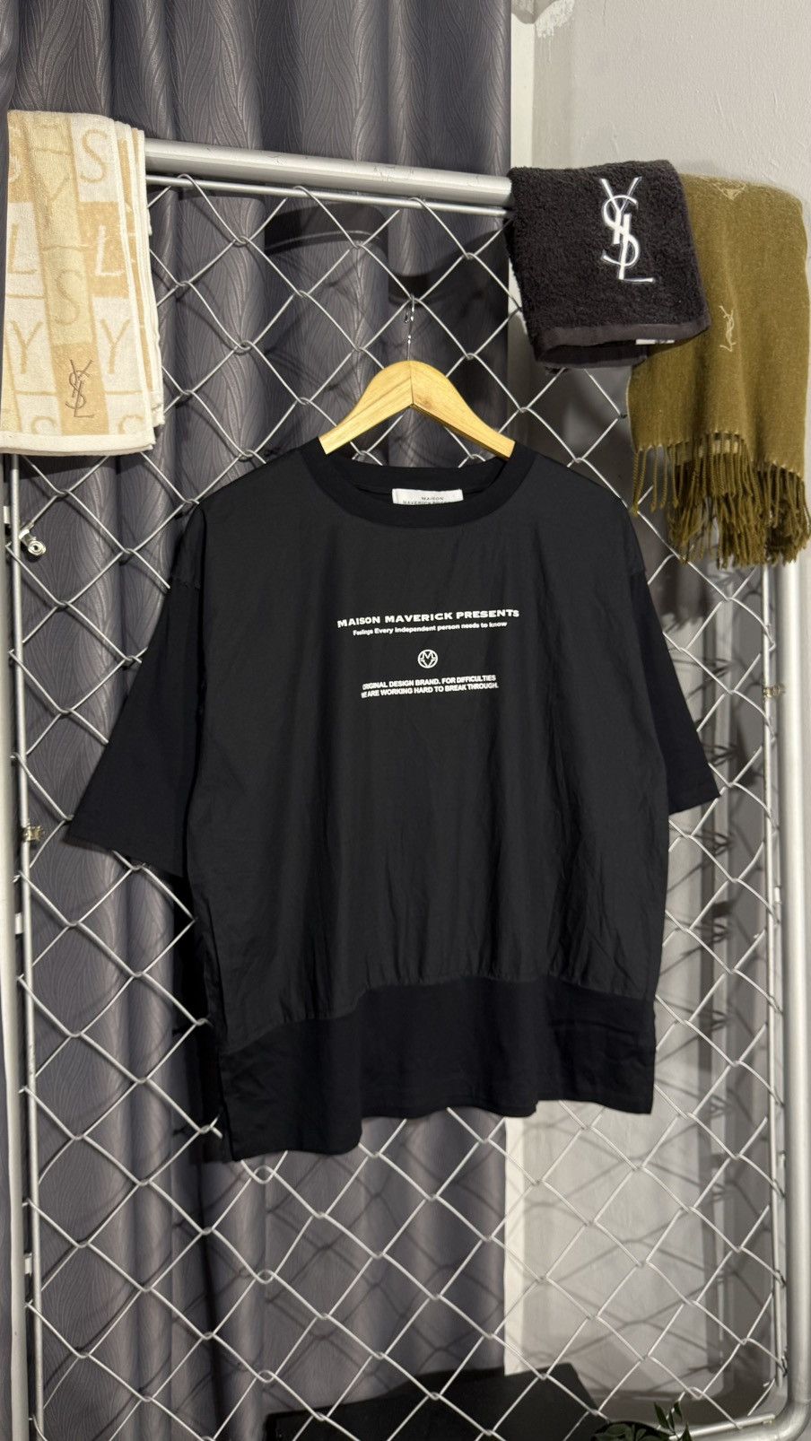 Other MAISON MAVERICK PRESENTS LOGO BIG PRINT Size US L / EU 52-54 / 3 - 2 Thumbnail