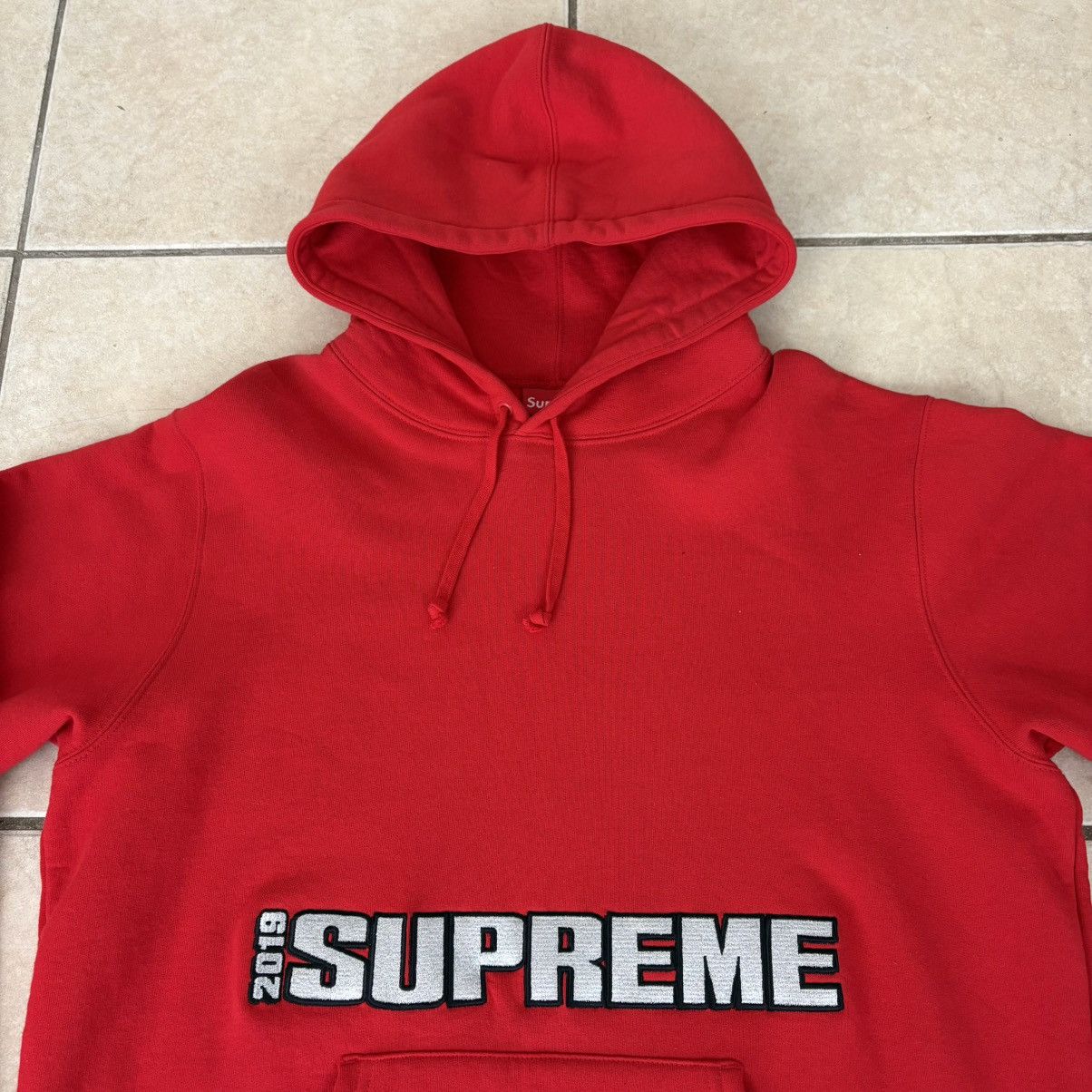 Supreme Supreme 2019 Blockbuster Red Pullover Hoodie Size Large Size US L / EU 52-54 / 3 - 2 Thumbnail