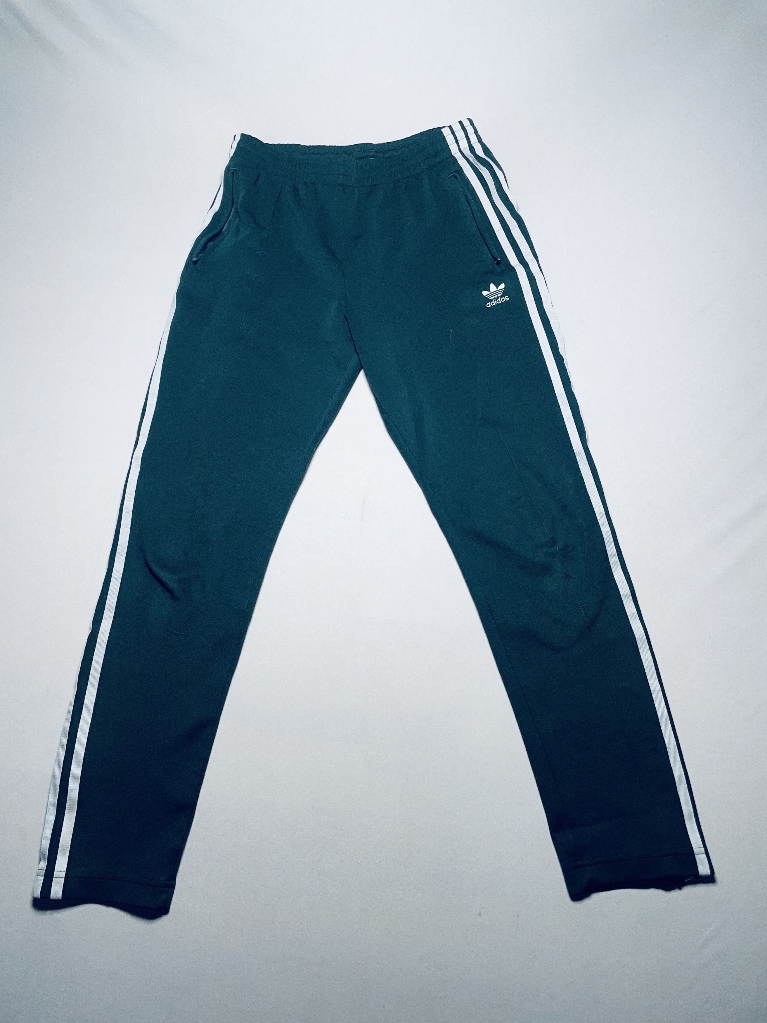 Adidas 👖 24,90 € – Adidas Trainingshose Damen Gr. M Size US 38 / EU 54 - 1 Thumbnail