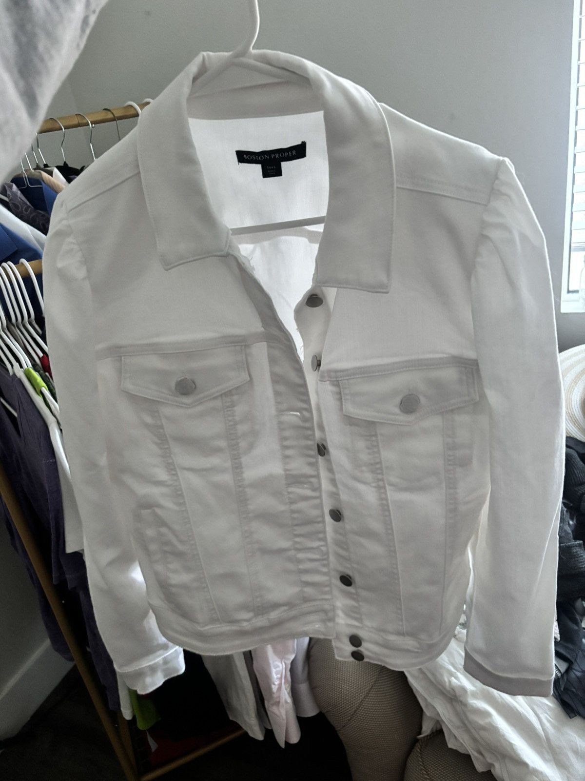 Boston Proper Boston Proper White Jean Jacket Puff Sleeves Size L / US 10 / IT 46 - 1 Thumbnail