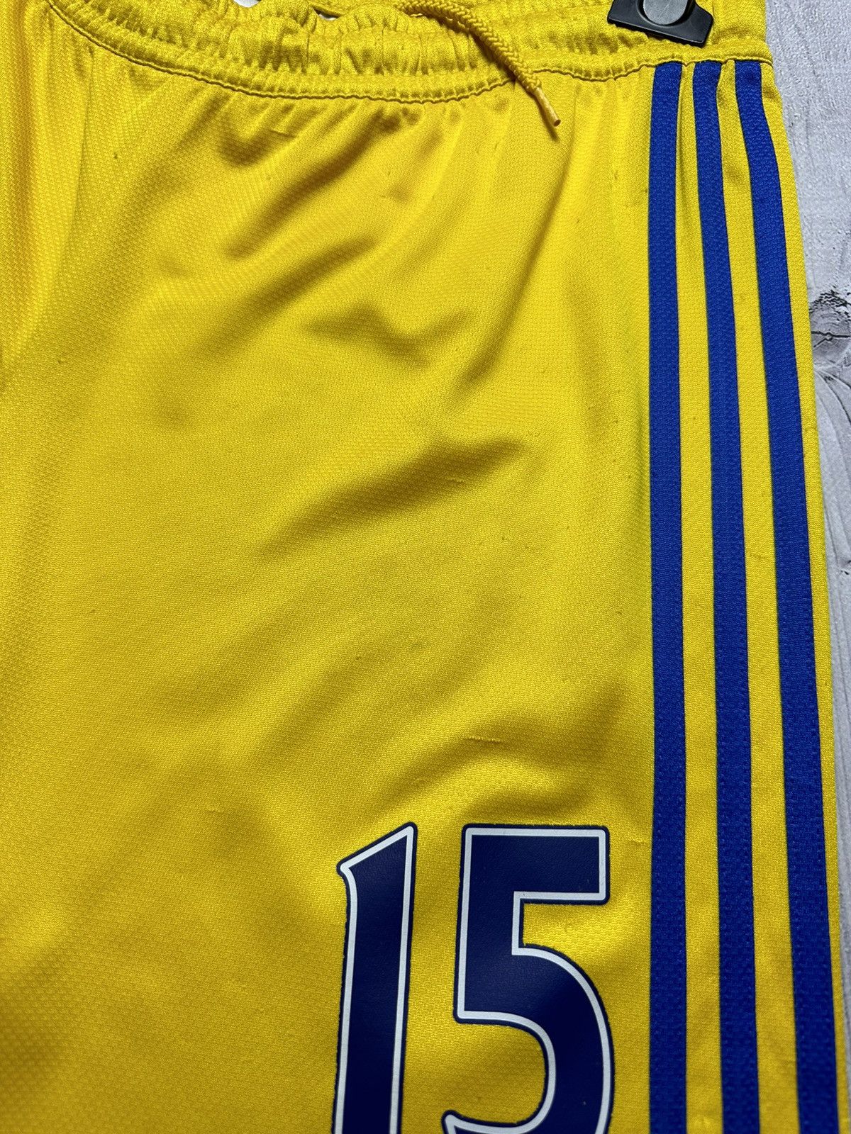 Vintage Vintage adidas Chelsea soccer shorts size M 15 Malouda Size US 32 / EU 48 - 5 Thumbnail