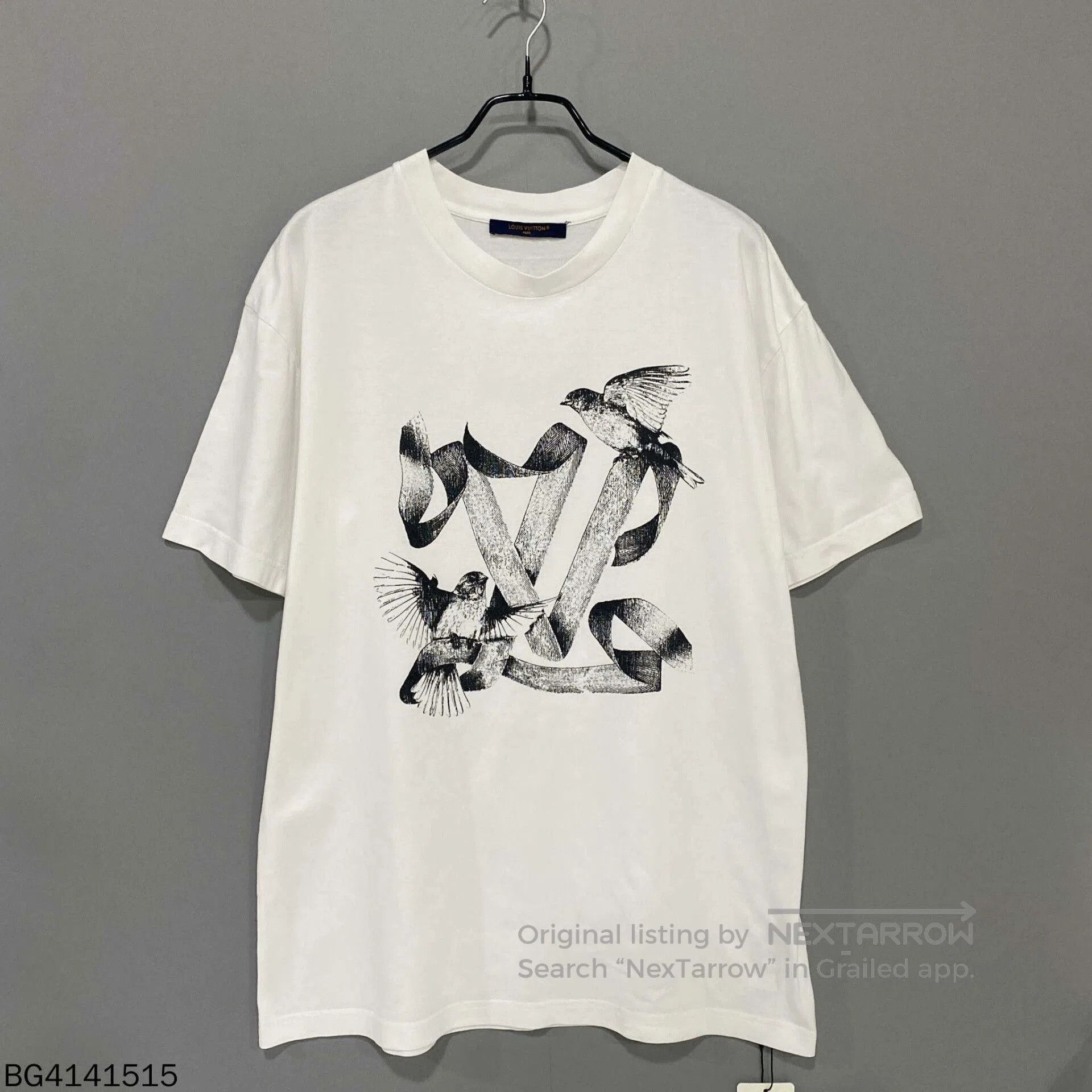 Louis Vuitton Louis Vuitton Peace Dove Logo T. Size US L / EU 52-54 / 3 - 1 Thumbnail