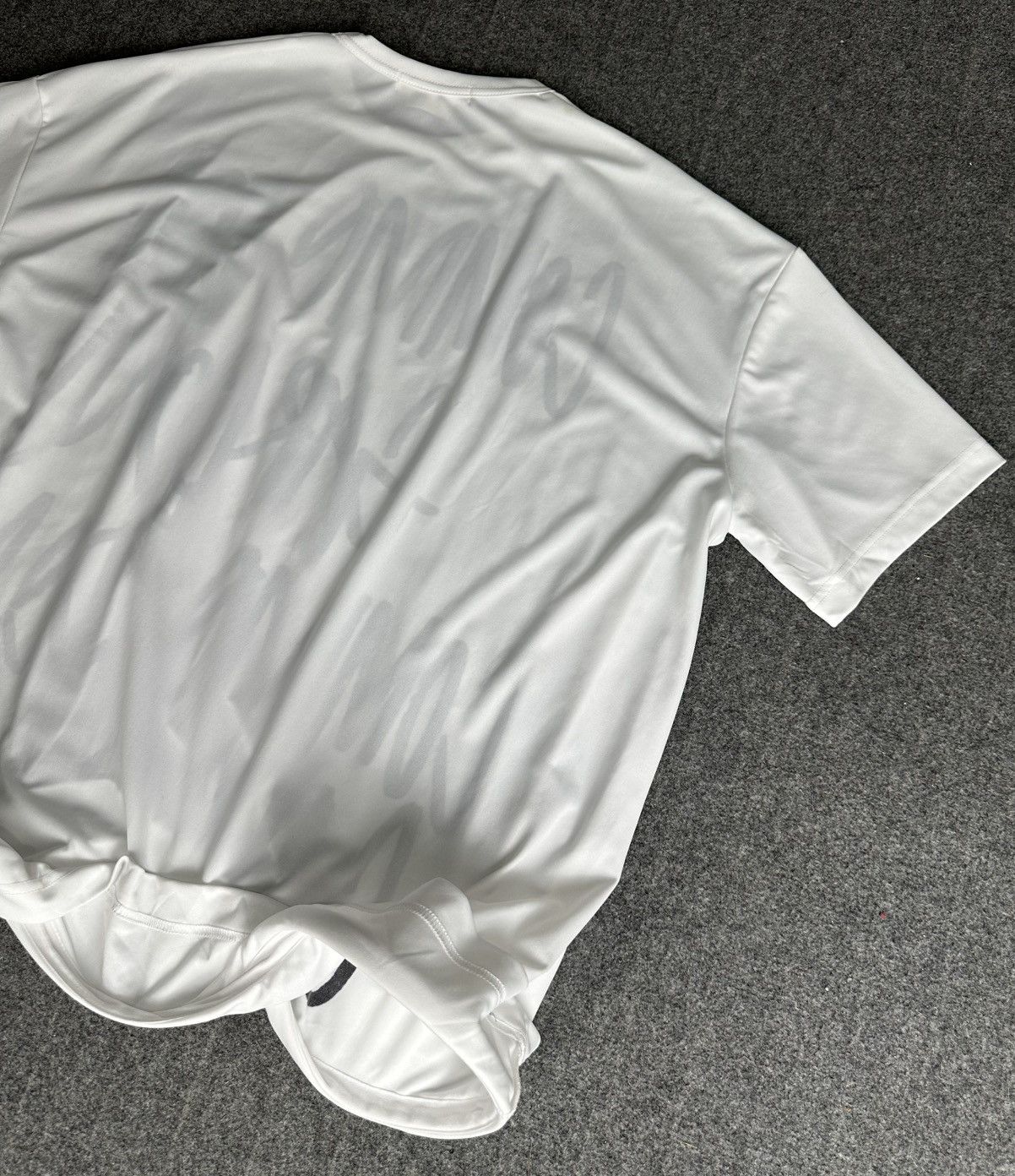 Comme des Garcons Comme des Garcons - A/W21 Wrap Graphic Print Crew Neck Shirt Size M / US 6-8 / IT 42-44 - 10 Thumbnail
