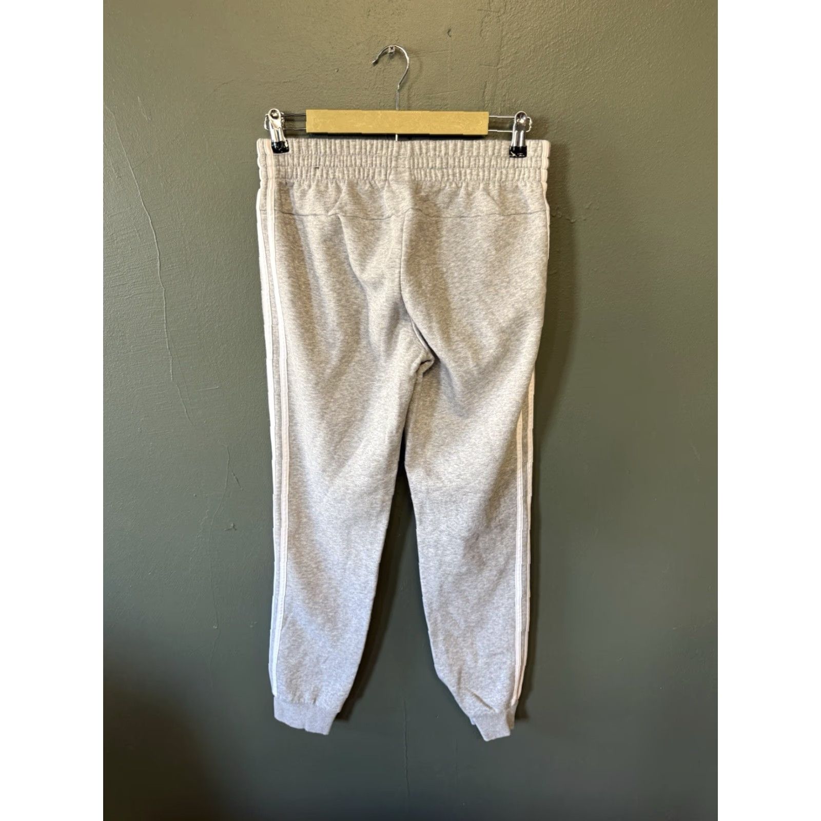 Adidas Adidas Mens Gray Jogger Sweatpants Drawstring Size M Activewear Pants Size US 31 - 2 Thumbnail