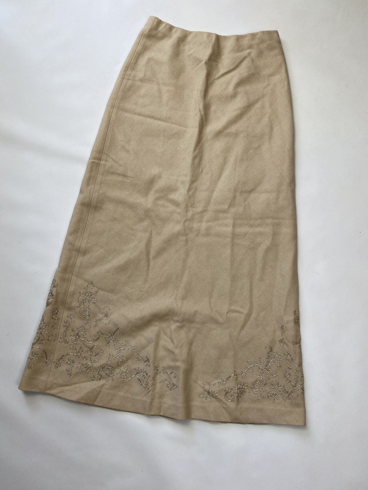 Gucci Gucci Luxury Wool Skirt Beige Embroidered Floral Ornament Size 28" / US 6 / IT 42 - 7 Thumbnail