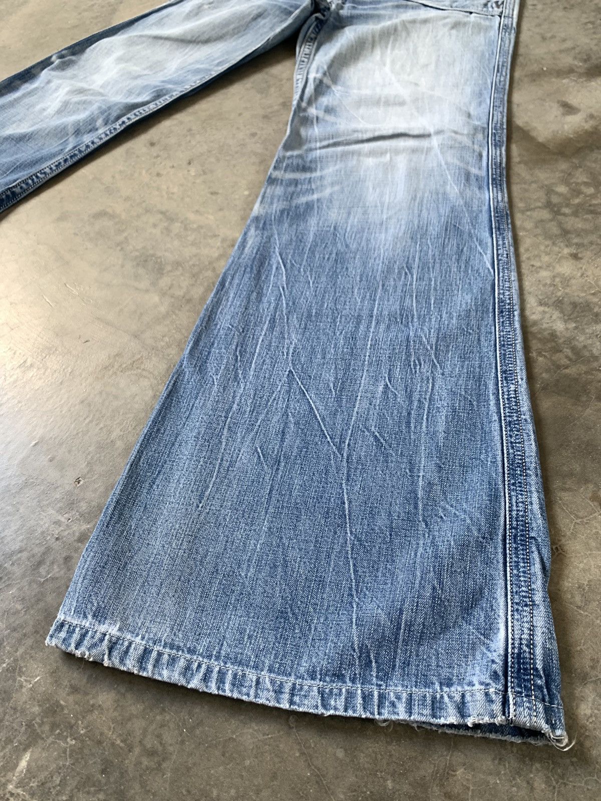 Tornado Mart Super Flare Jeans Japan Brapper Low Rise Bellbottom Jeans Size 28" / US 6 / IT 42 - 3 Thumbnail
