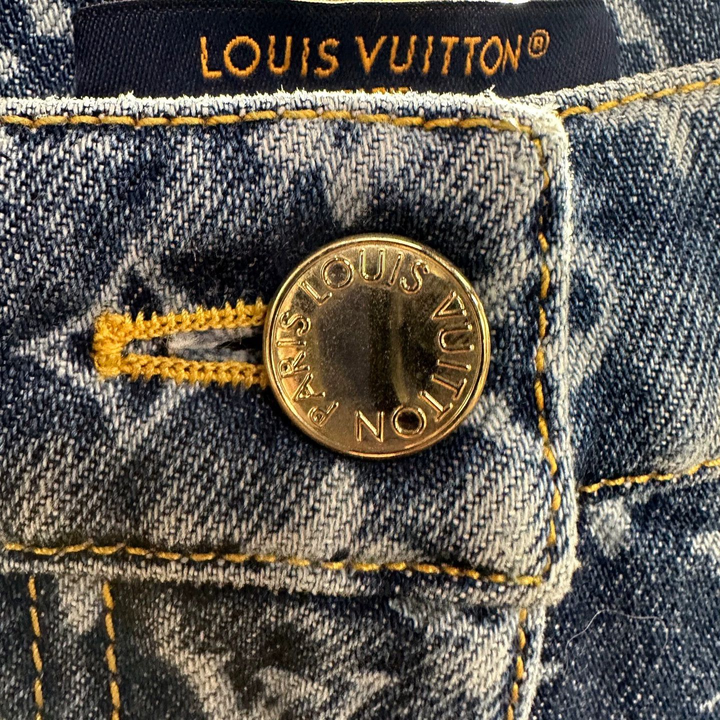 Louis Vuitton Louis Vuitton All-Over Monogram Logo Jeans 36 Cotton Size 26" / US 2 / IT 38 - 6 Thumbnail