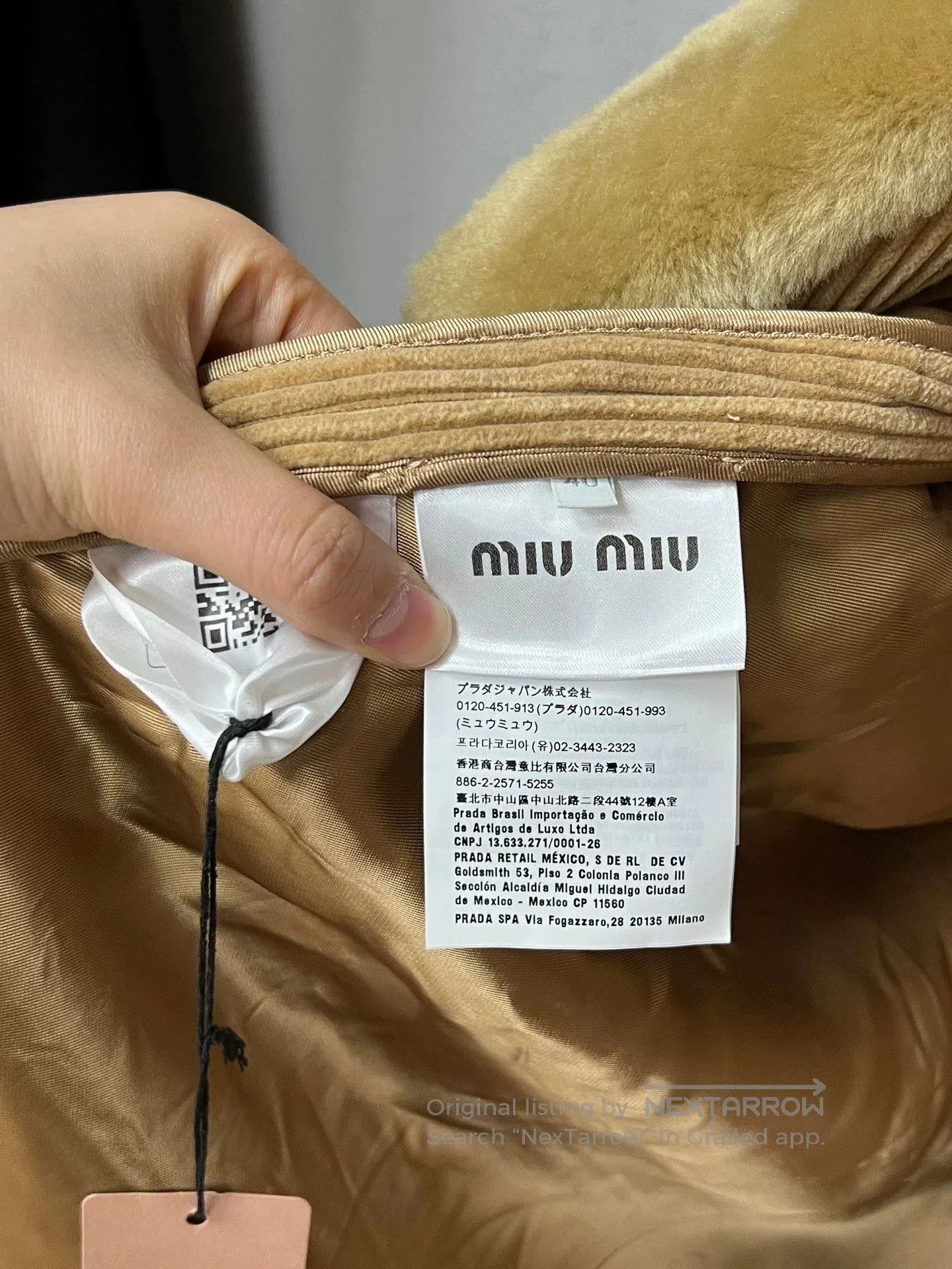 Miu Miu miu miu corduroy coat with fur collar. Size M / US 6-8 / IT 42-44 - 6 Thumbnail