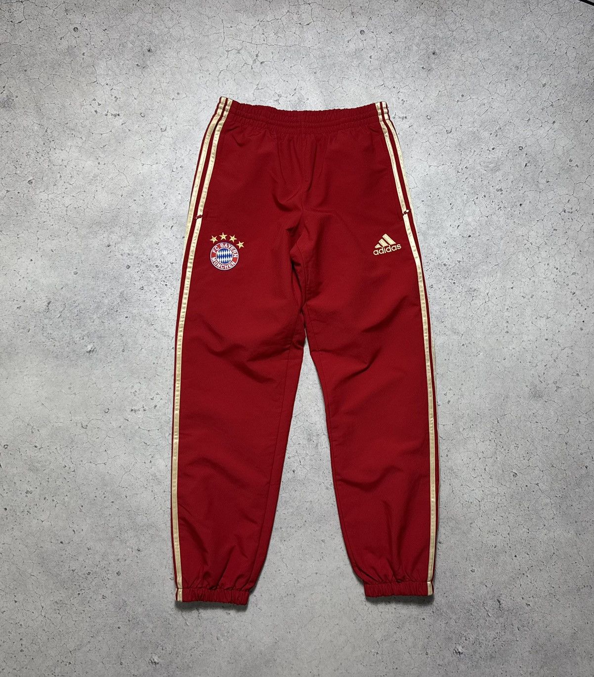 Adidas Adidas FC Bayern Munchen Nylon Football Track Suit Size US S / EU 44-46 / 1 - 12 Thumbnail