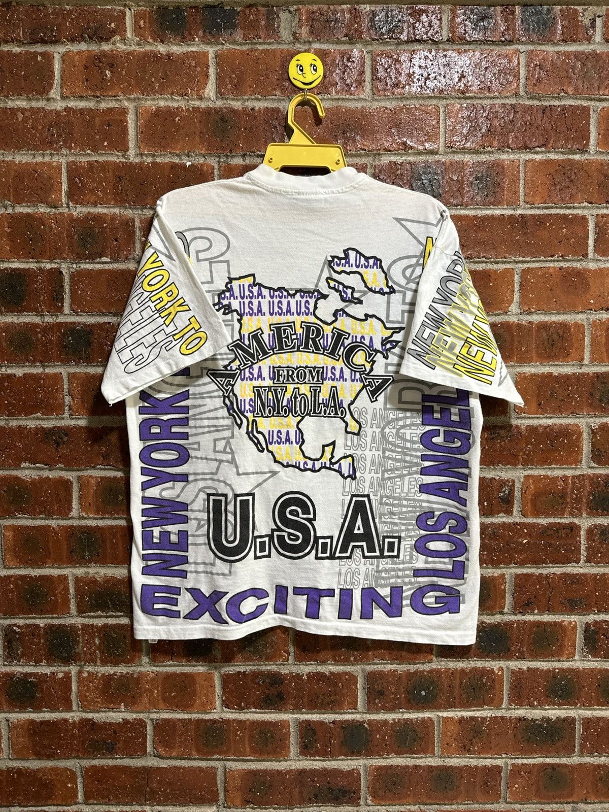 Vintage Vintage America From N.Y To L.A Fullprint Faded Tee Size US L / EU 52-54 / 3 - 8 Thumbnail