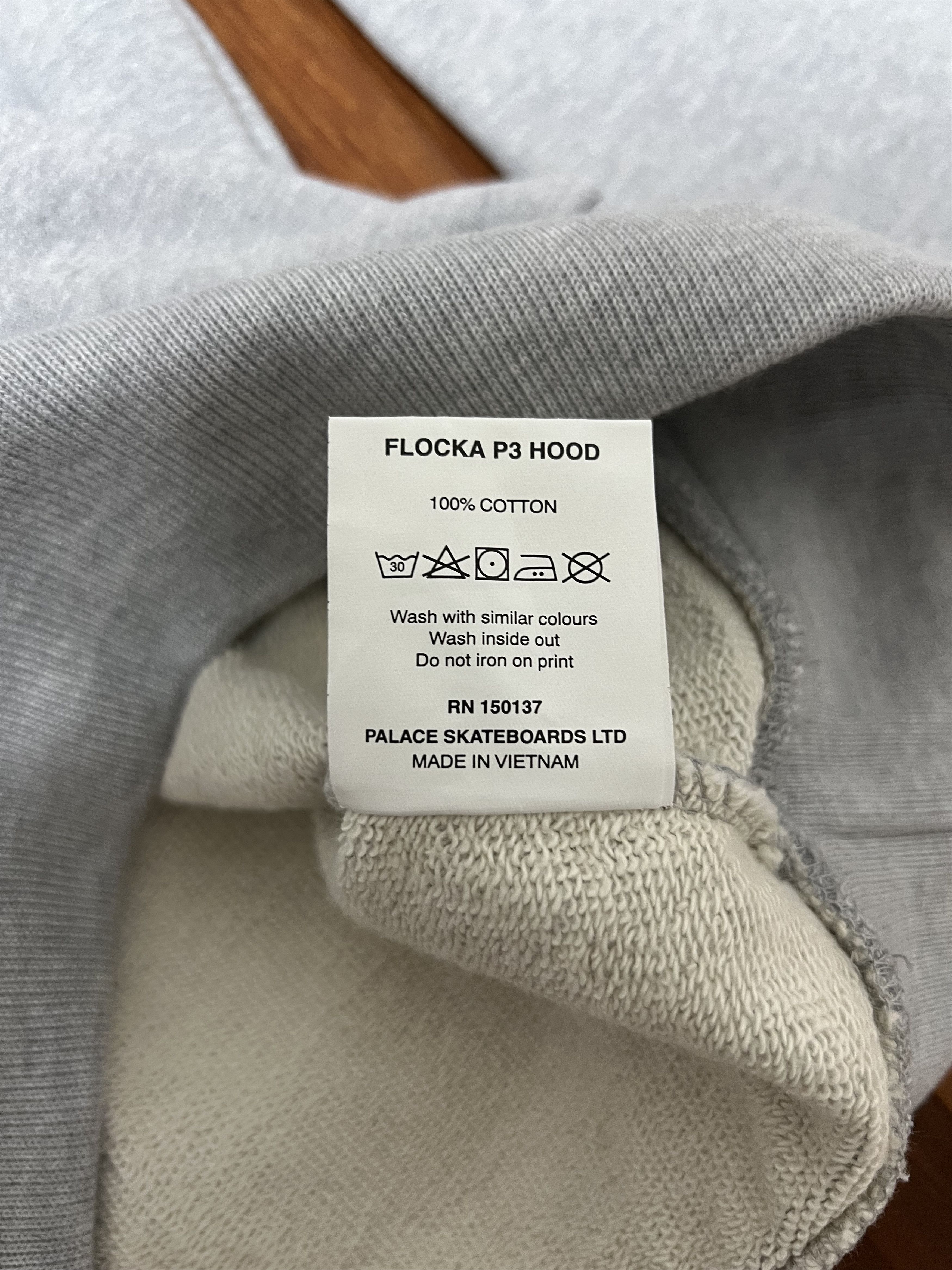 Palace 💚 2019 Palace Flocka P3 Hoodie Grey Marl Medium NEW Size US M / EU 48-50 / 2 - 9 Thumbnail