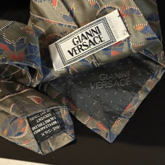 Versace Versace Silk Tie EUC Mint Vintage Gianni Floral Olive Green Size ONE SIZE - 2 Thumbnail