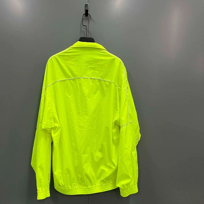 Balenciaga Balenciaga Neon Green Double Hook Embroidery School Unifor Size US S / EU 44-46 / 1 - 2 Thumbnail