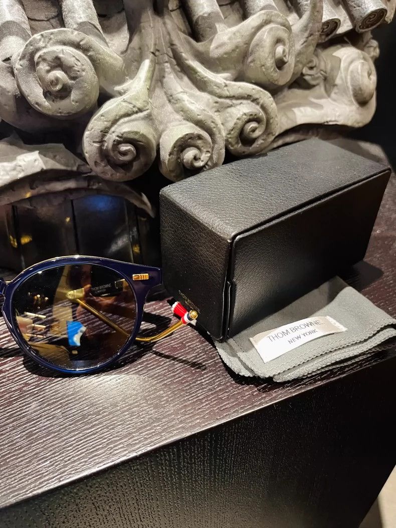 Thom Browne Thom Browne Size OSTB-806 Folding Sunglasses 2501-Nextarrow Size ONE SIZE - 4 Thumbnail
