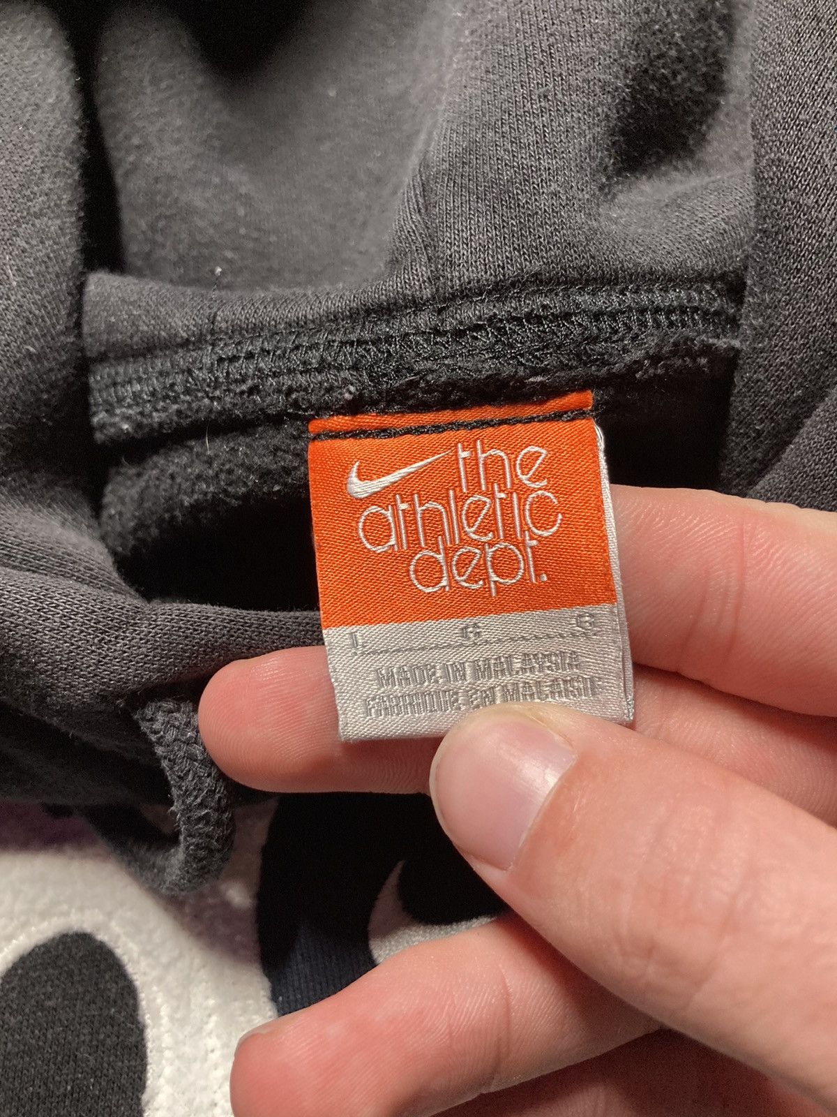 Nike × Vintage ⛩️nike hoodie custom fleece vintage y2k center big logo Size US M / EU 48-50 / 2 - 6 Thumbnail