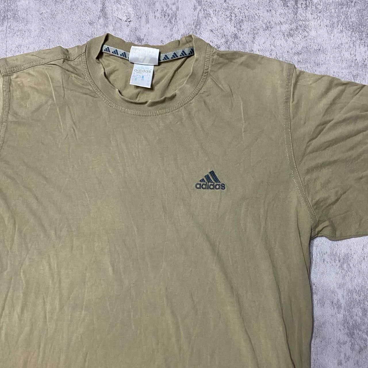 Adidas Khaki Adidas vintage T-shirt streetwear Size US M / EU 48-50 / 2 - 2 Thumbnail