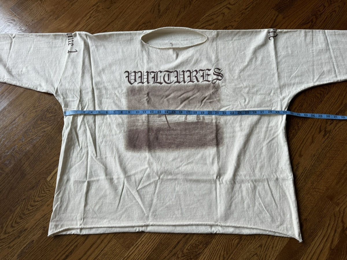 Kanye West × Yeezy Size 2 Yeezy Vultures Long T White Tee Shirt Yzy Kanye West Size US M / EU 48-50 / 2 - 10 Thumbnail