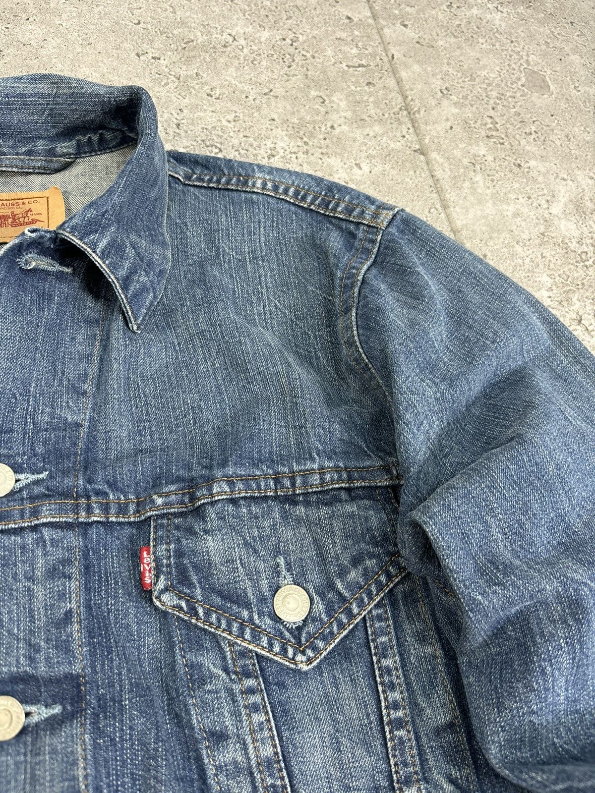 Levi's × Levi's Vintage Clothing Vintage Denim Trucker Jacket Levis Faded Blue 90s USA Japan Size US L / EU 52-54 / 3 - 8 Thumbnail