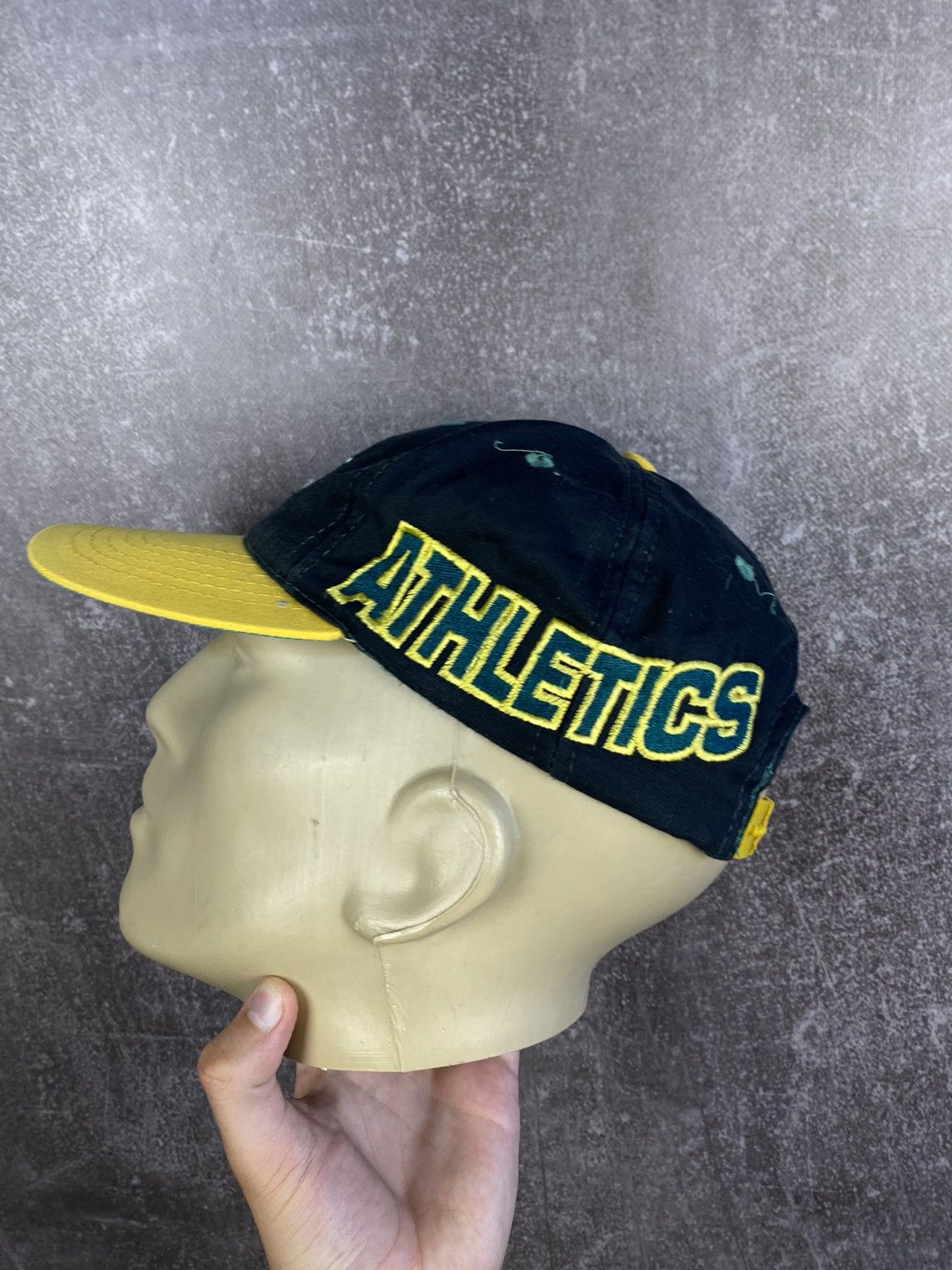 New Era VINTAGE OAKLAND ATHLETICS Fitted Cap Hat Size ONE SIZE - 3 Thumbnail