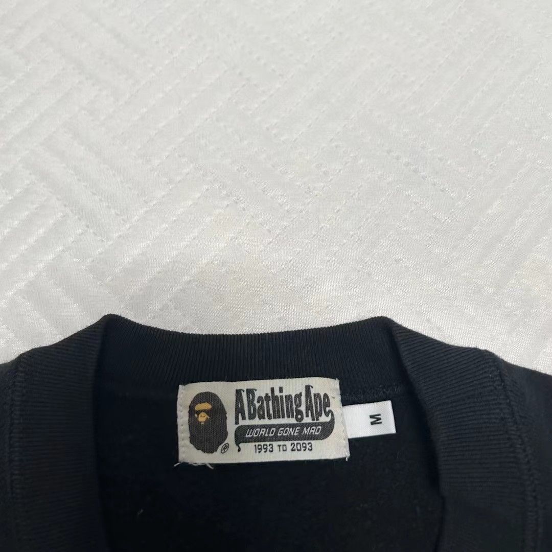Bape SHARK APPLIQUE CREWNECK Size US M / EU 48-50 / 2 - 5 Thumbnail