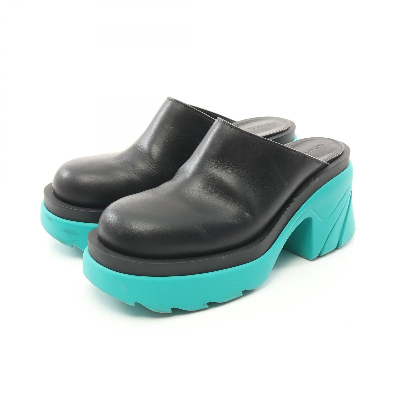 Bottega Veneta Bottega Veneta Flash Leather Clog Sandals Leather Shoes in Black, Women's