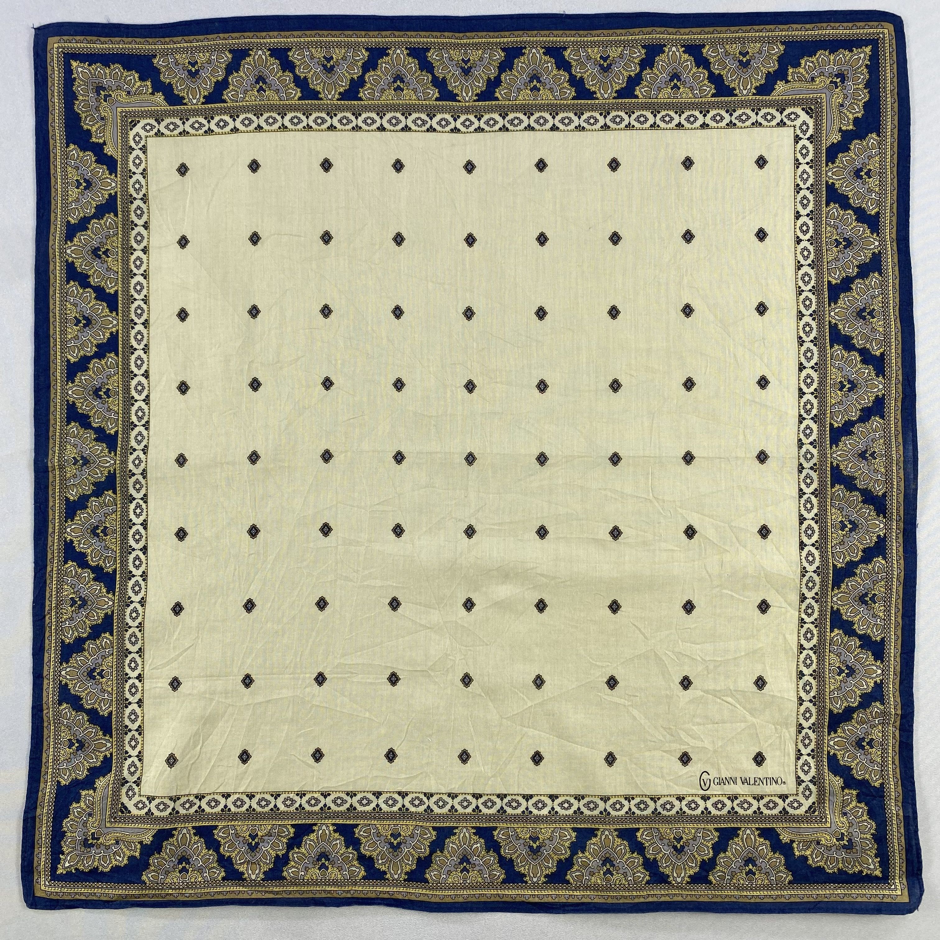Vintage Valentino Bandana/ Handkerchief / Neckerchief Size ONE SIZE - 1 Thumbnail
